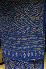 Load image into Gallery viewer, Blooming Party Wear Georgette Bandhani Print Tussels n Mirror Work Designer Saree With Blouse Piece
