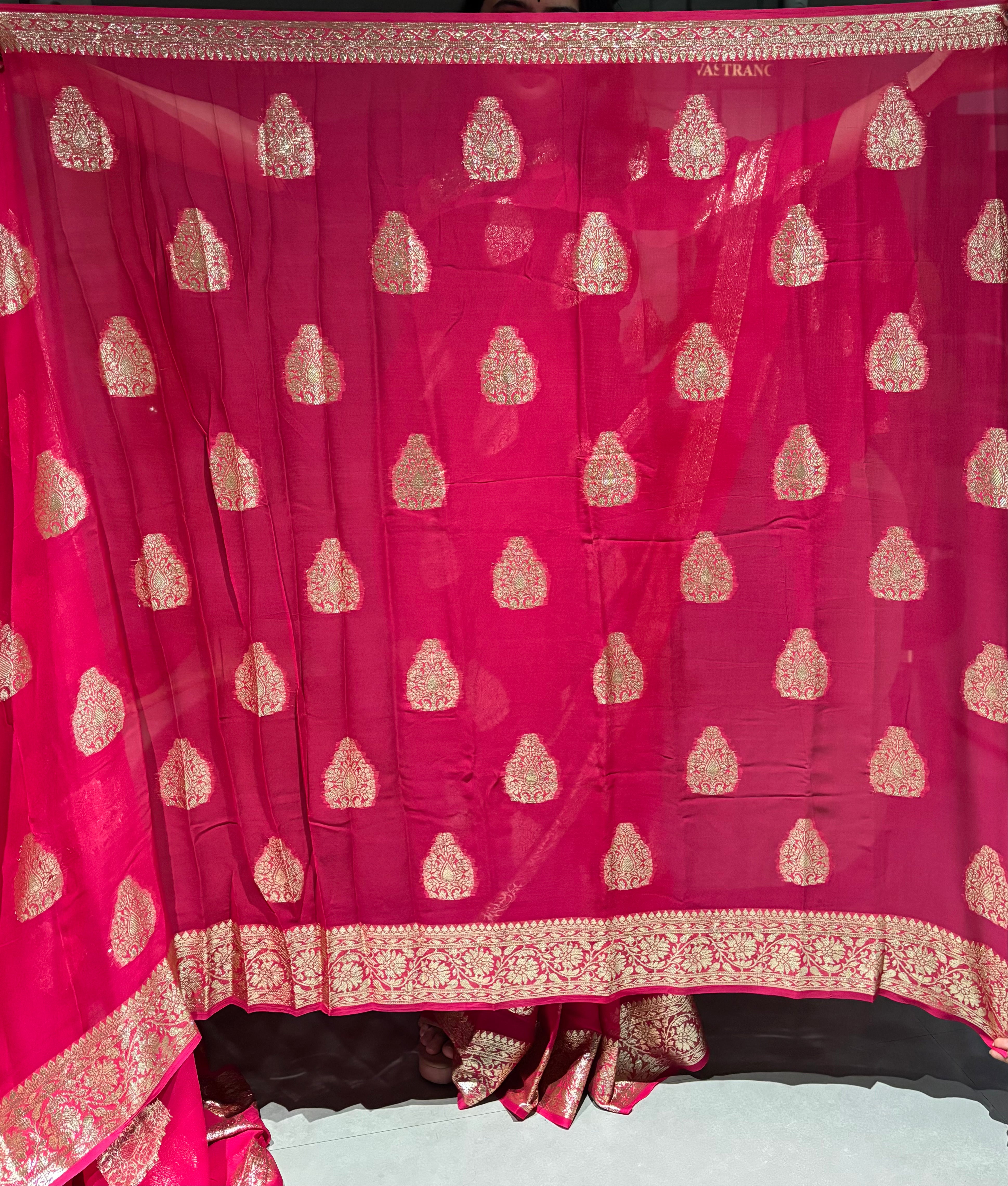 Gorgeous Party Wear Viscose Georgette Jacquard Zari Work Saree With Elegant Blouse Piece