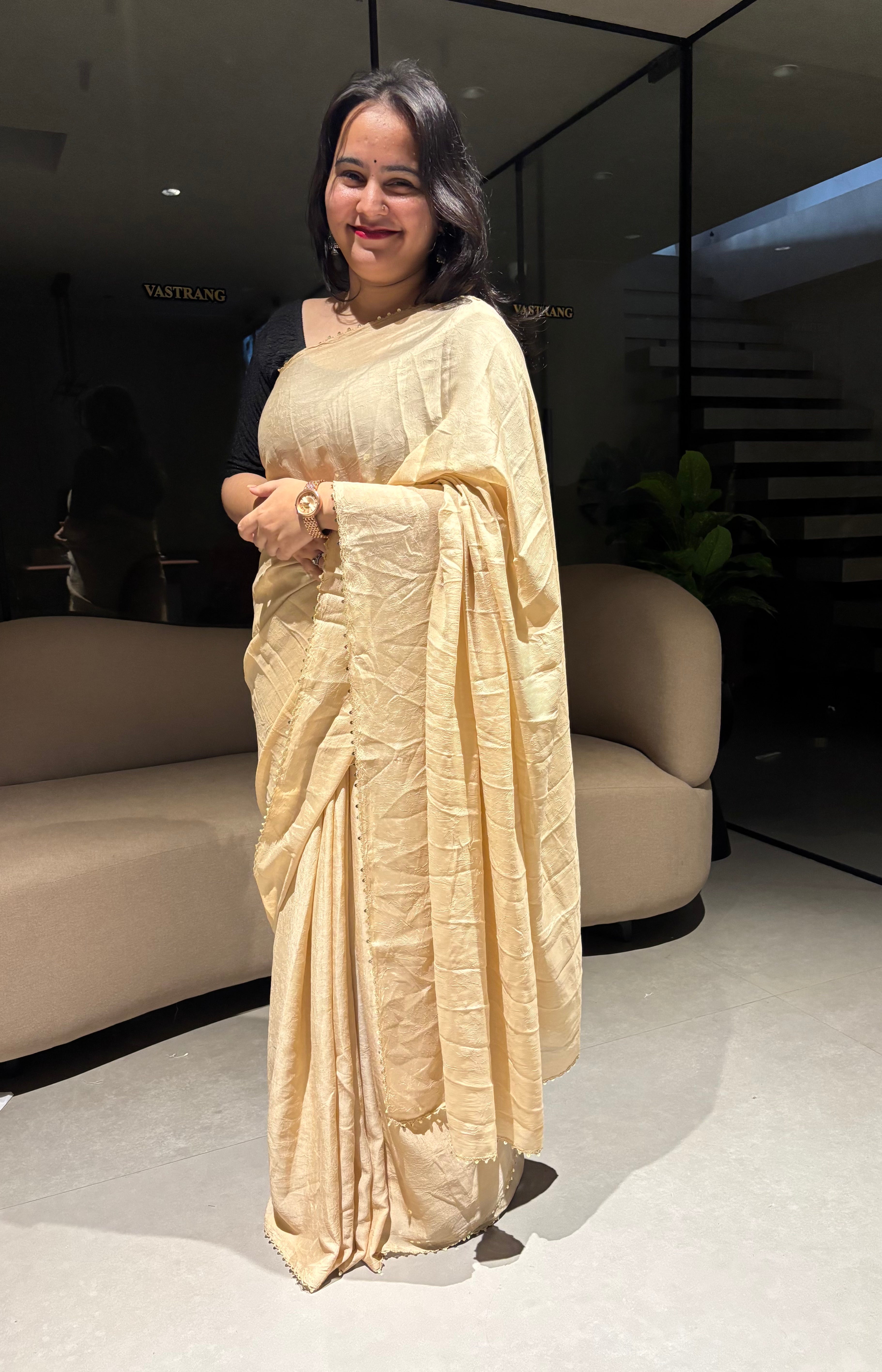 Adorning Festive Wear Silk Unique Lace Design Fancy Saree With Blouse Piece