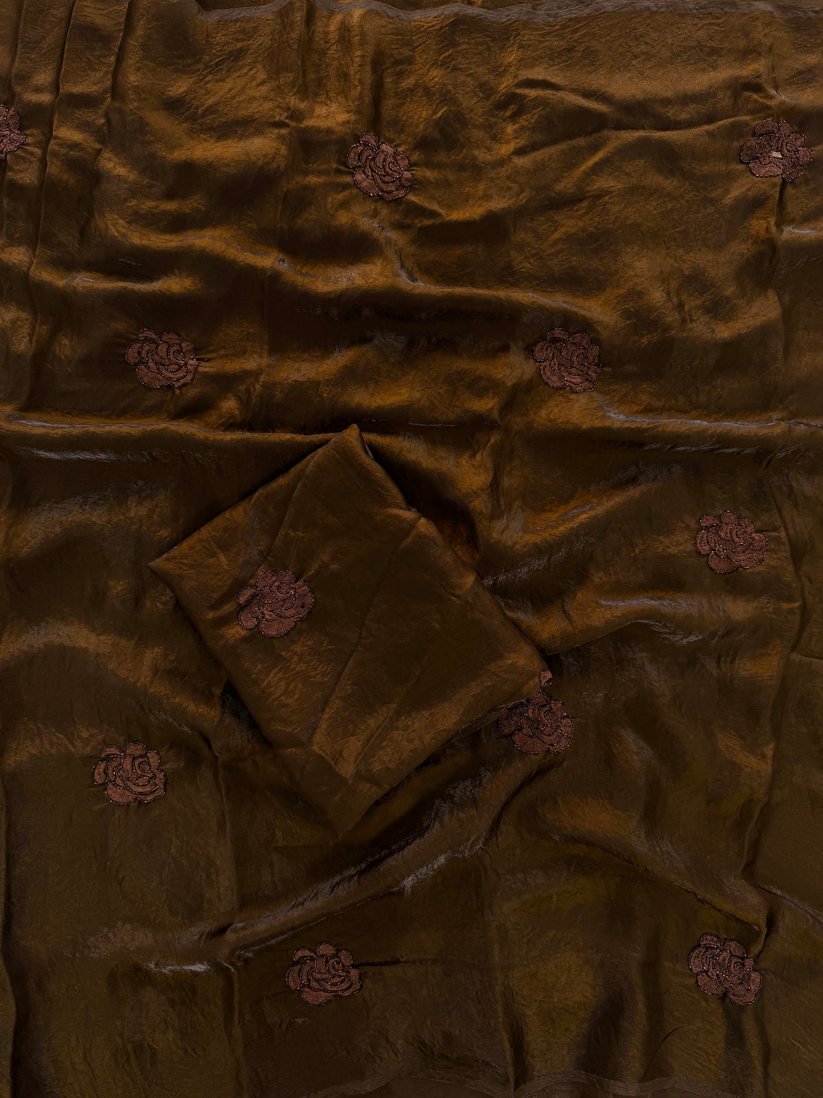 Heritage Function Wear Silk Embroidery Thread n Beads Work Fancy Saree With Blouse Piece