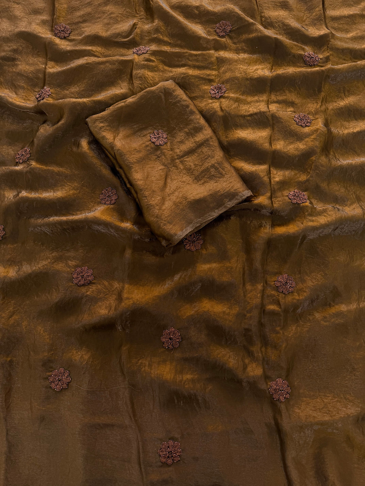Desiring Function Wear Silk Embroidery Thread n Beads Work Fancy Saree With Blouse Piece