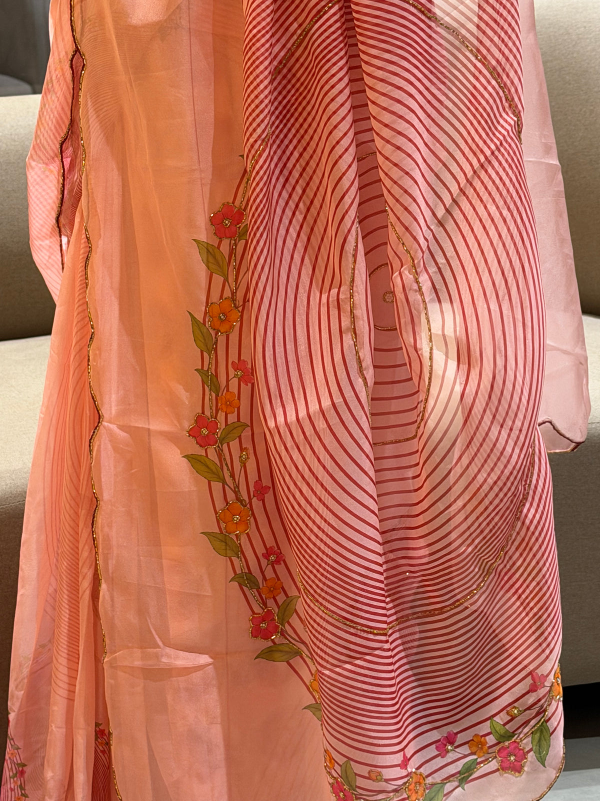 Regal Wedding Wear Soft Silk Print Design n Handwork Fancy Saree With Blouse Piece