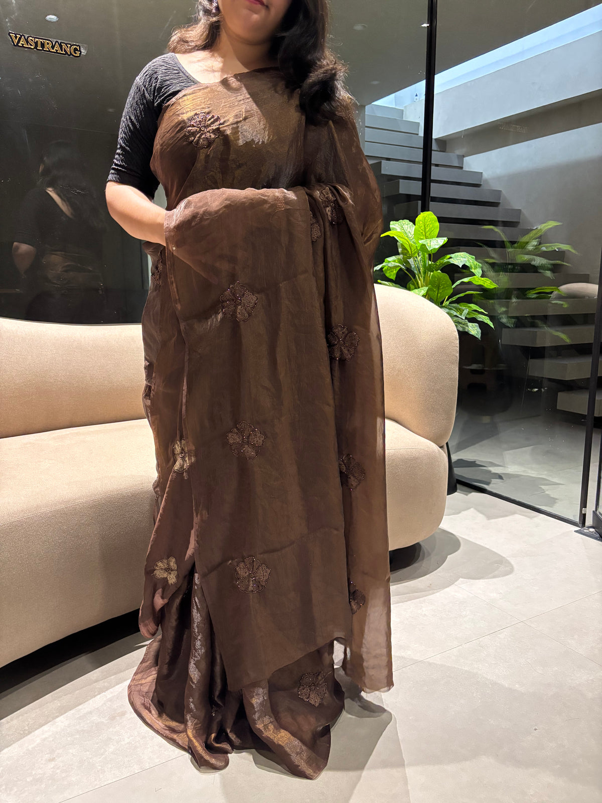 Prettiest Wedding Wear Silk Embroidery Thread n Beads Work Designer Saree With Blouse Piece