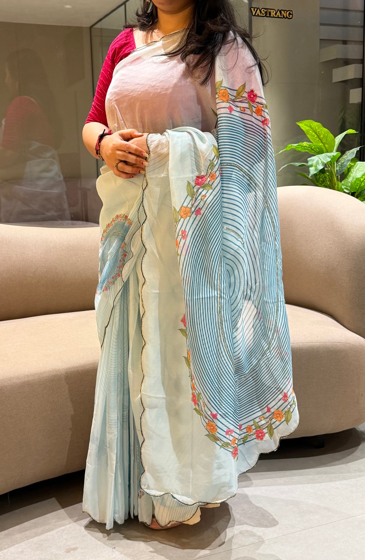 Regal Wedding Wear Soft Silk Print Design n Handwork Fancy Saree With Blouse Piece