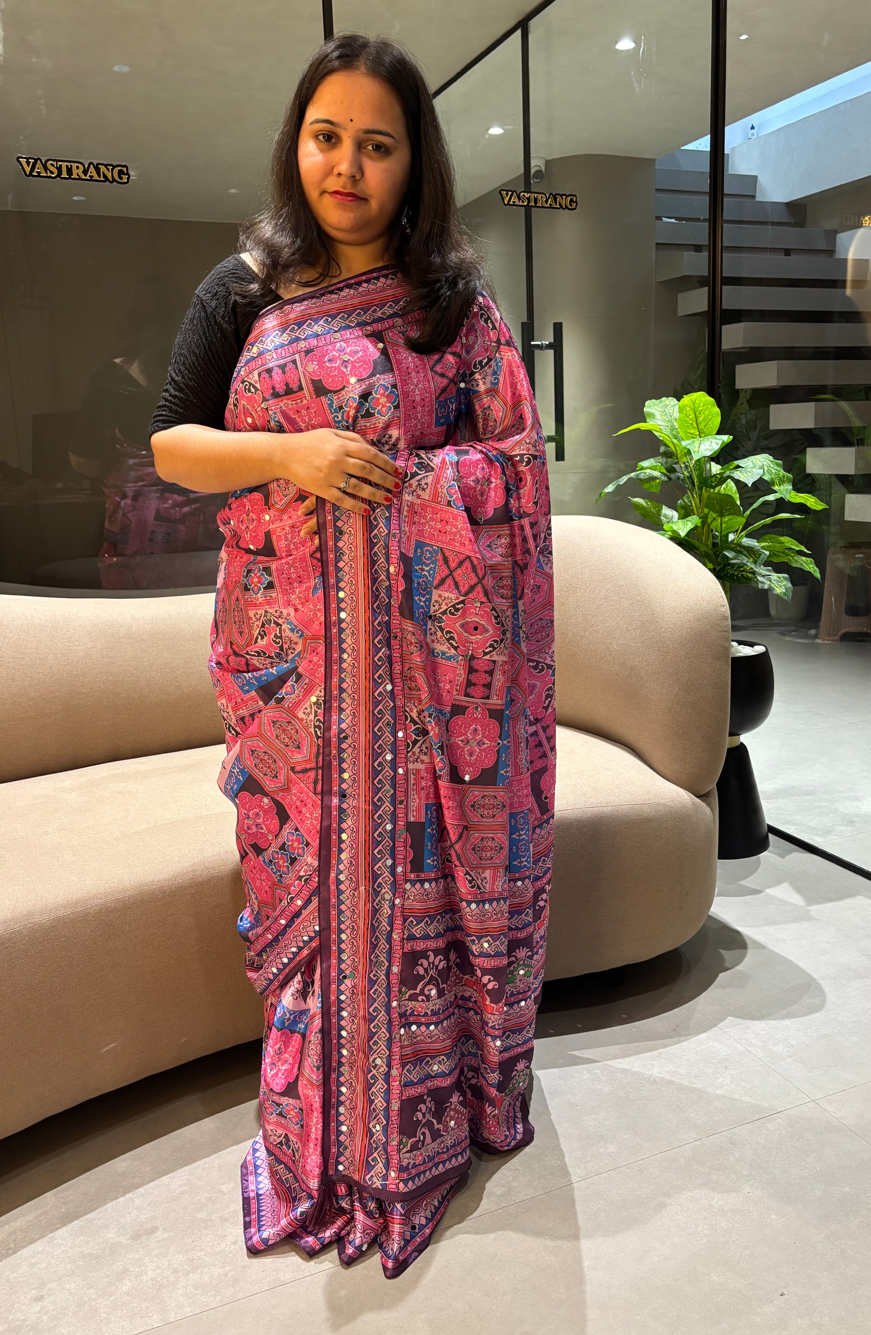 Desiring Festive Wear Silk Rich Pallu Thread n Mirror Work Designer Saree With Blouse Piece