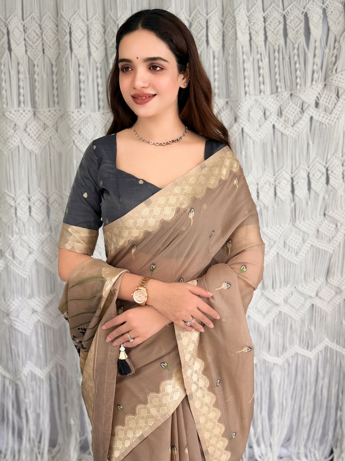Stunning Wedding Wear Linen Cotton Print n Tussles Work Designer Saree With Unstitched Blouse Piece