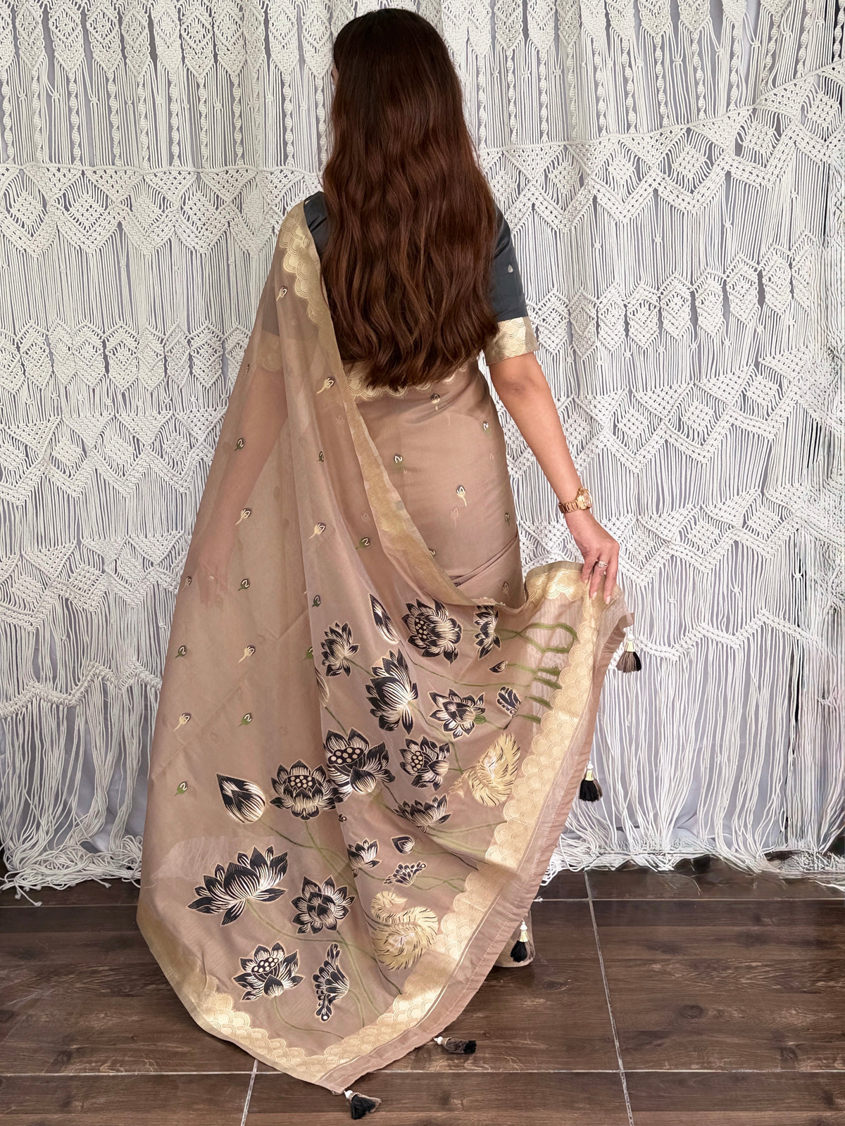 Stunning Wedding Wear Linen Cotton Print n Tussles Work Designer Saree With Unstitched Blouse Piece