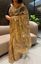 Load image into Gallery viewer, Heritage Festive Wear Net Heavy Embroidery Work Designer Saree With Unstitched Bouse Piece
