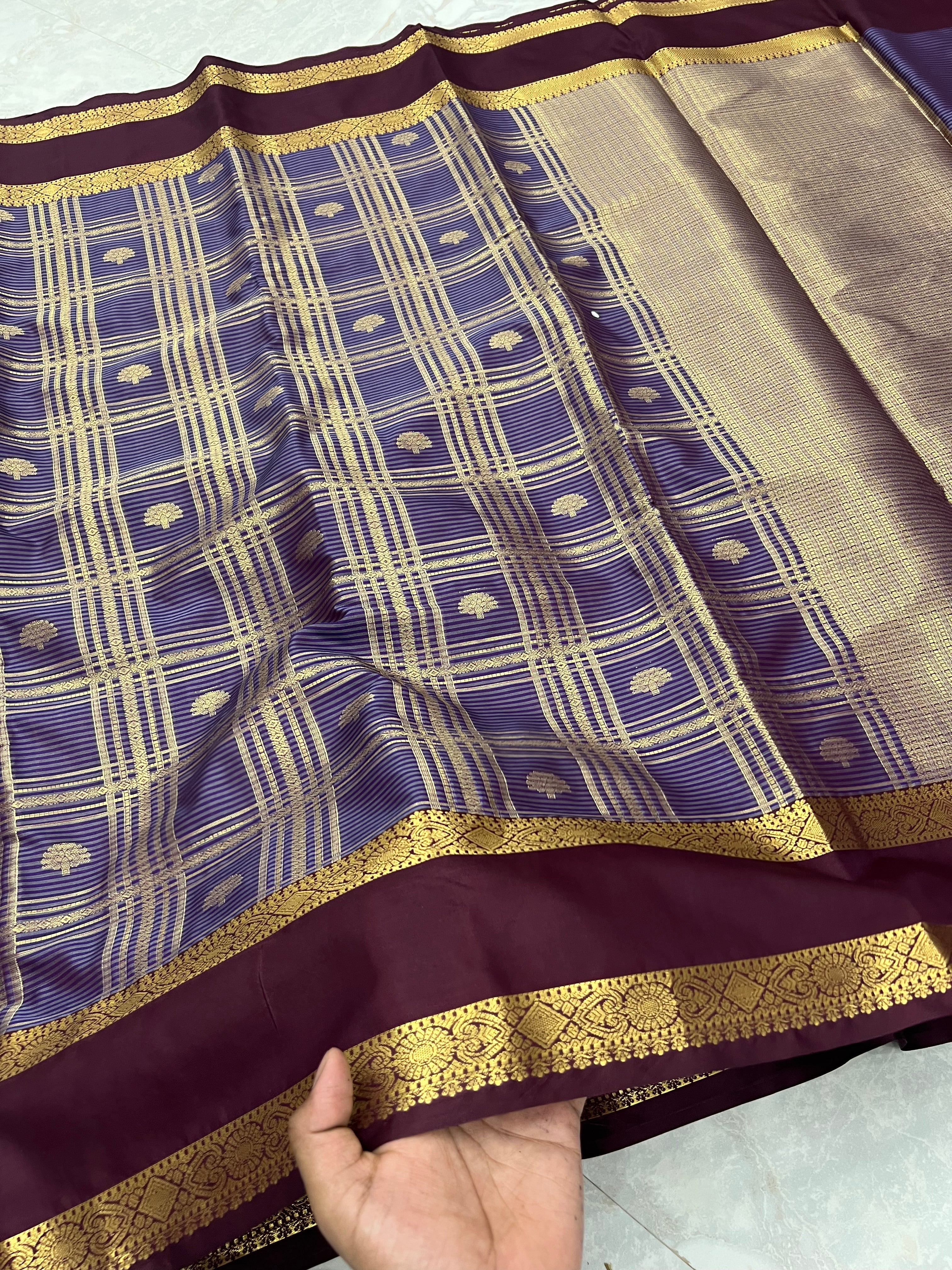 Mellifluous Function Wear Pure Soft Silk Jari Border Weaving Pallu Designer Saree With Blouse Piece