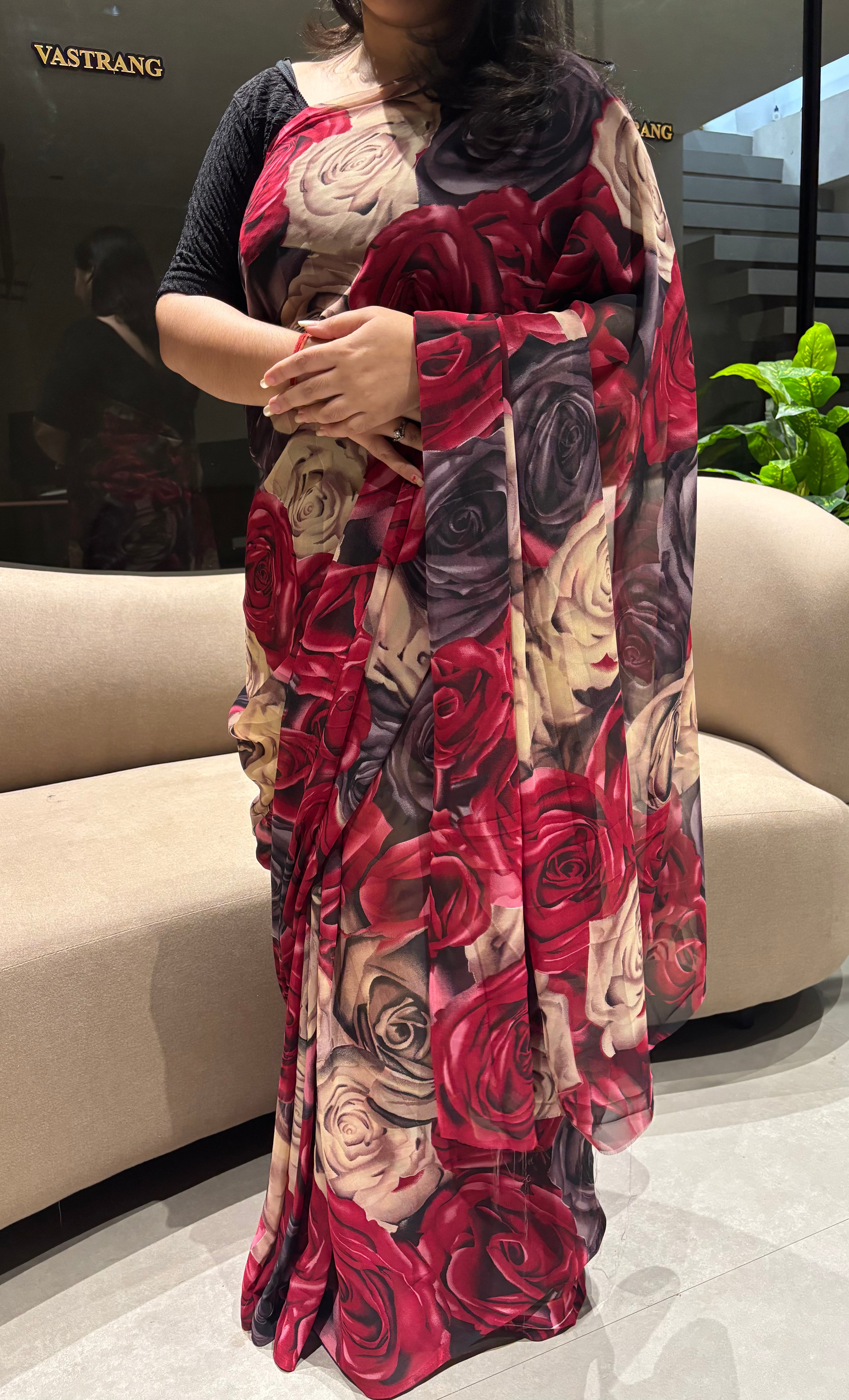 Quintessential Function Wear Pure Soft Chiffon Floral Print Design Saree With Embroidery Work Blouse Piece