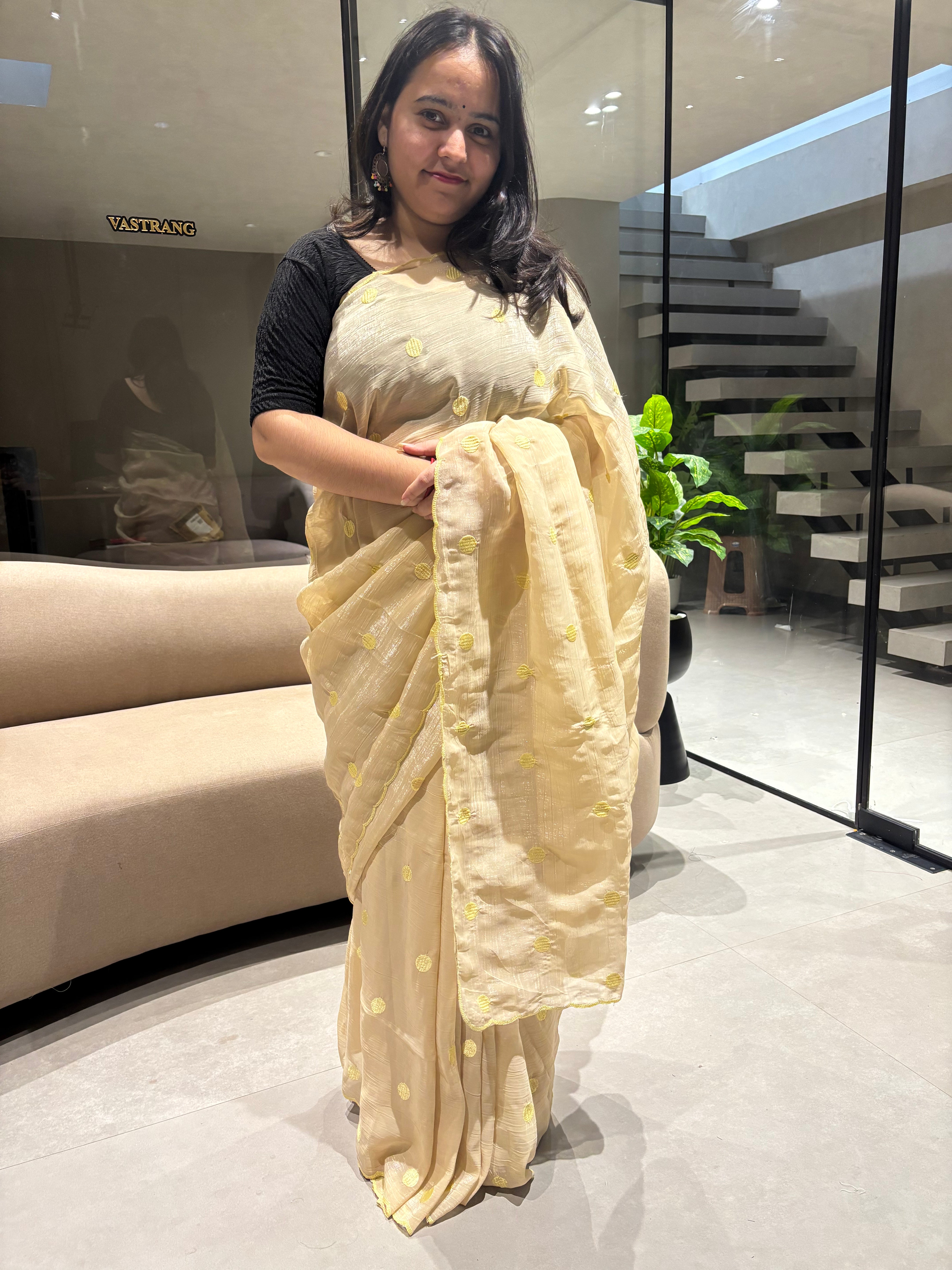 Alverina Party Wear Silk Embroidery Work Border Designer Saree With Unstitched Blouse Piece