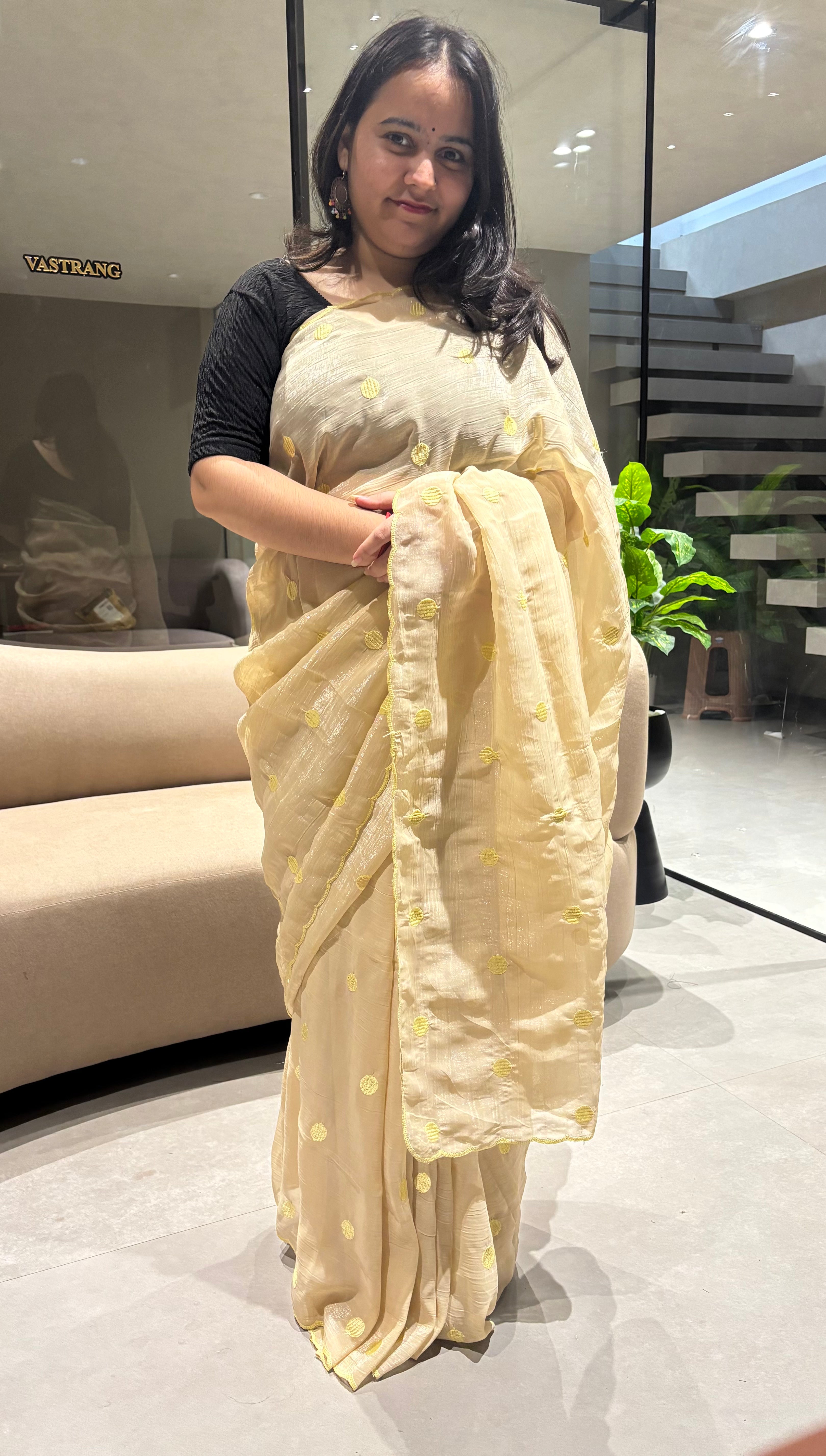 Alverina Party Wear Silk Embroidery Work Border Designer Saree With Unstitched Blouse Piece