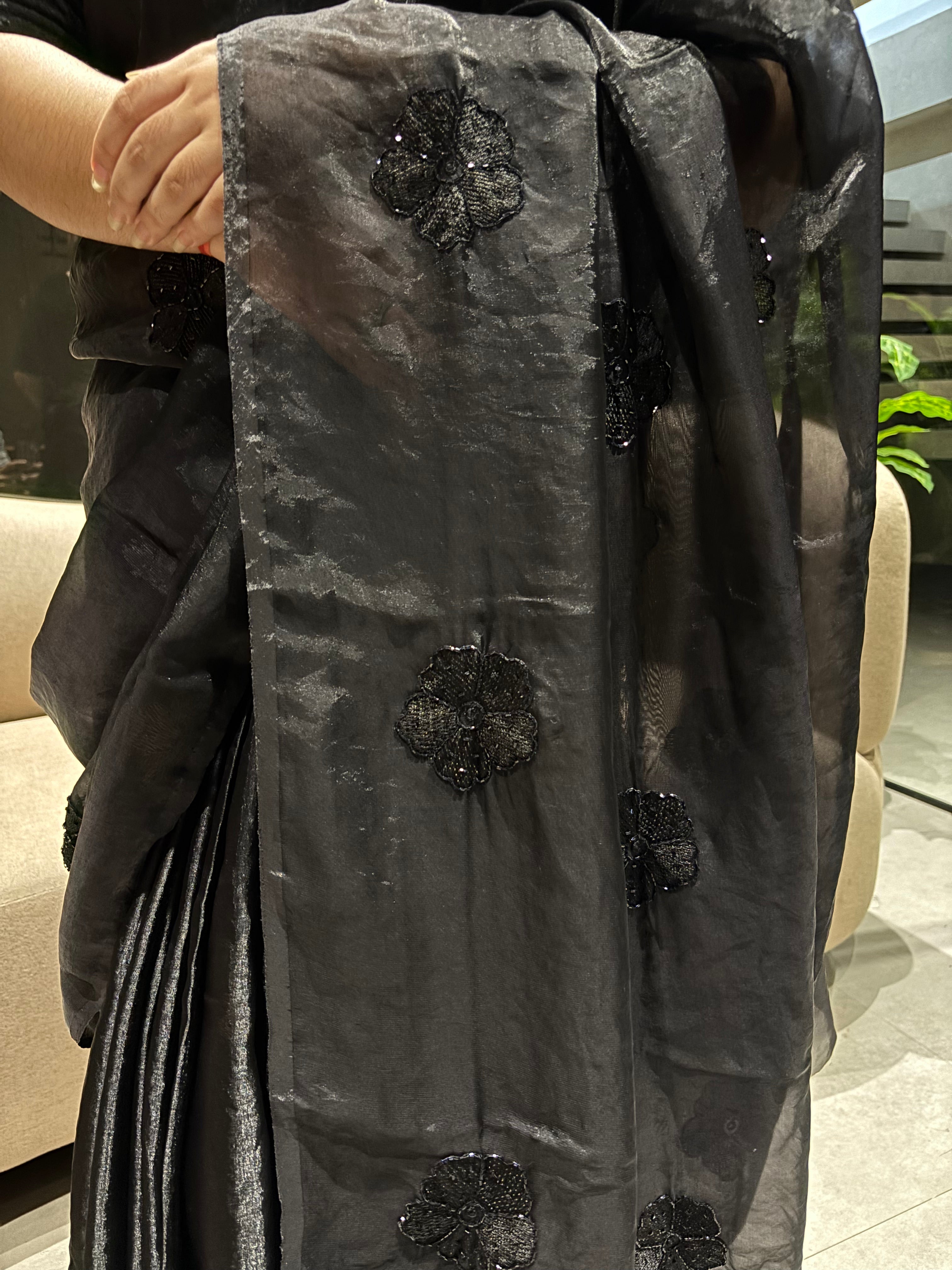 Prettiest Wedding Wear Silk Embroidery Thread n Beads Work Designer Saree With Blouse Piece