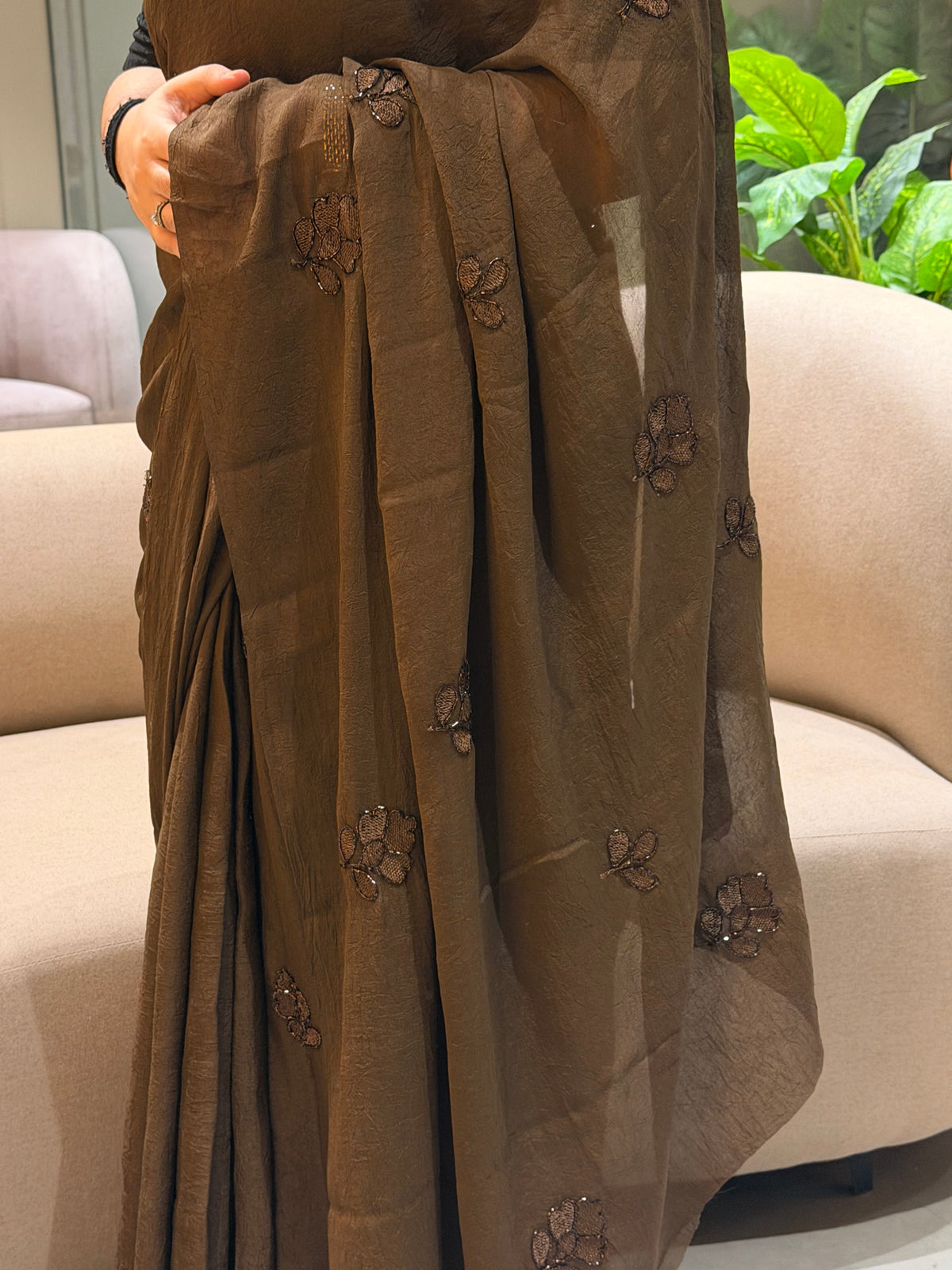 Charming Festive Wear Silk Embroidery n Thread Work Fancy Saree With Blouse Piece