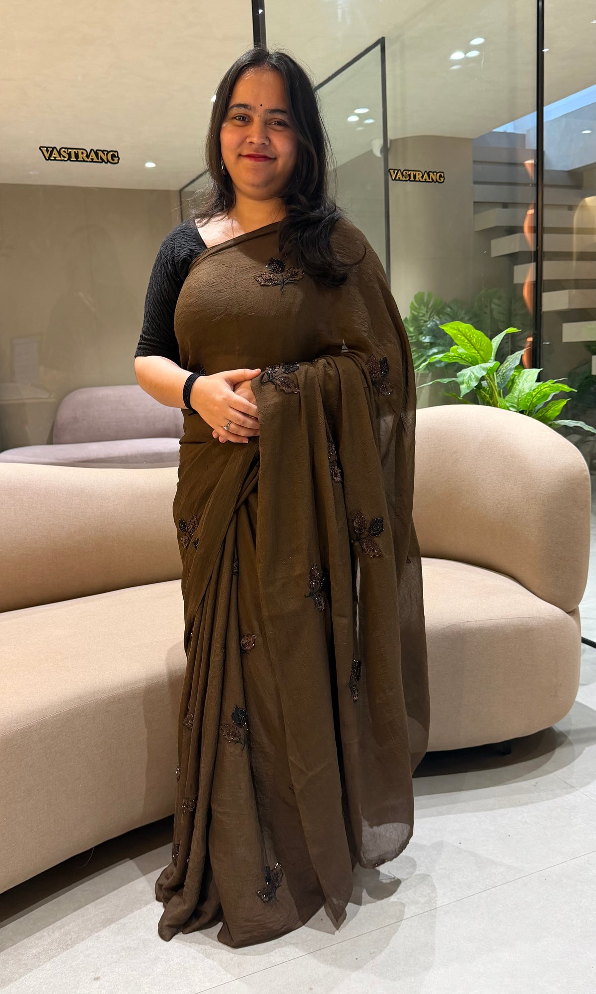 Effervescent Party Wear Silk Embroidery n Thread Work Fancy Saree With Blouse Piece