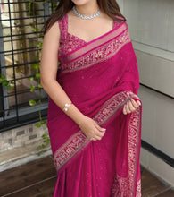 Load image into Gallery viewer, Entrancing Pure Mul Cotton Sequence  With Ajrakh Prined Fancy Designer Saree With Gratifying Blouse Piece
