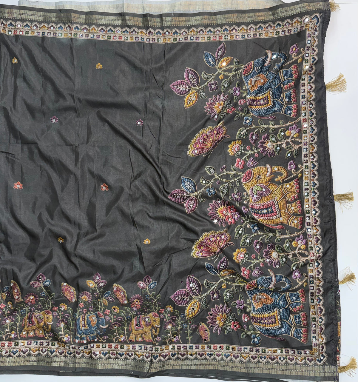 Glamorous Party Wear Silk Print Design Zari Border n Mirror Work Designer Saree With Blouse Piece
