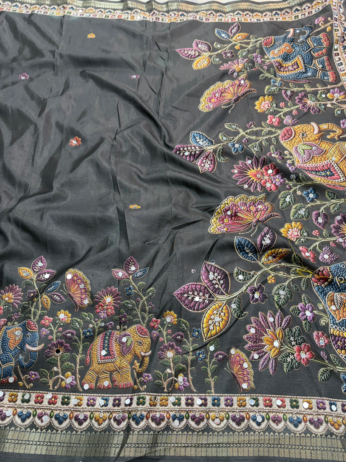 Glamorous Party Wear Silk Print Design Zari Border n Mirror Work Designer Saree With Blouse Piece