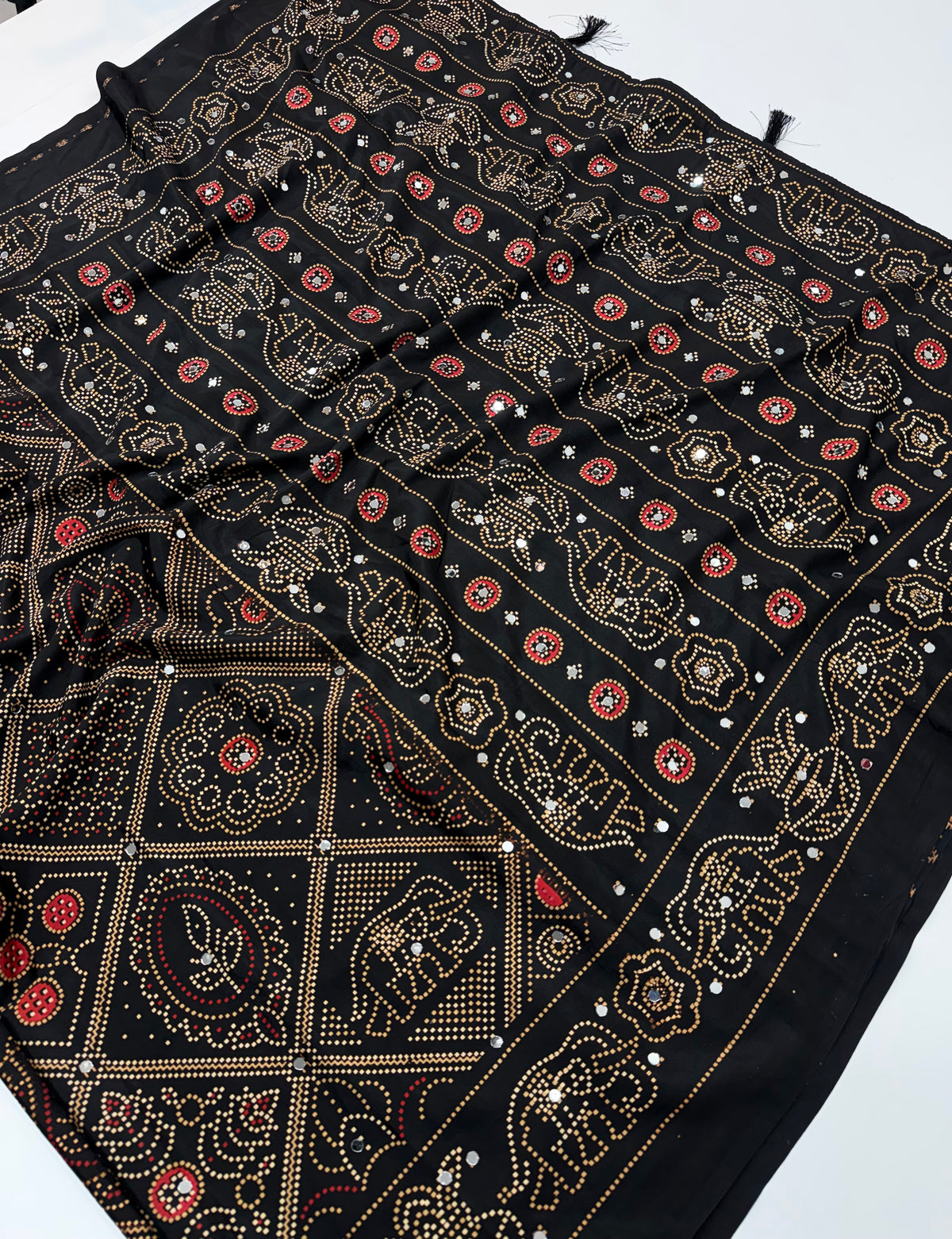 Traditional Festive Wear Silk Bandhani Print Mirror Work Fancy Designer Saree With Blouse Piece