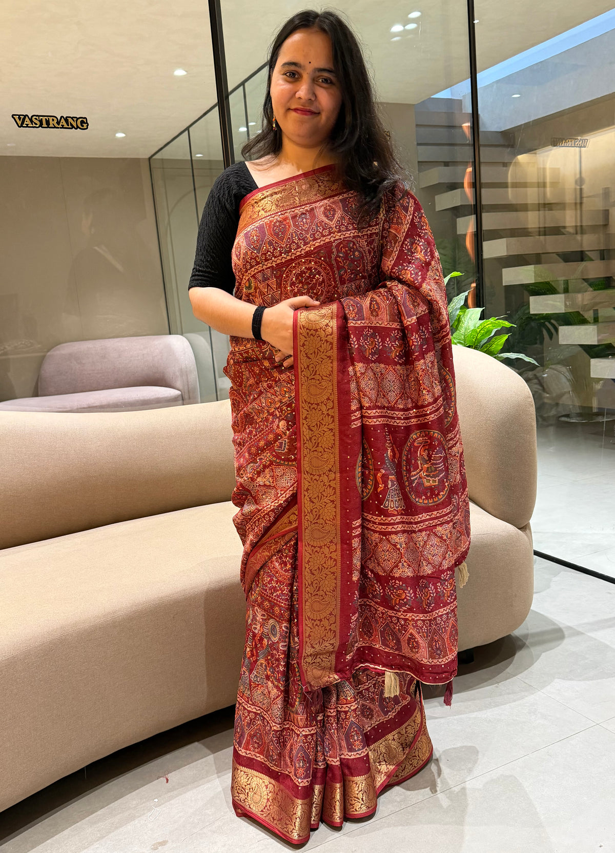 Divine Festive Wear Soft Silk Sequence Work Jacquard Border Designer Saree With Blissful Blouse Piece