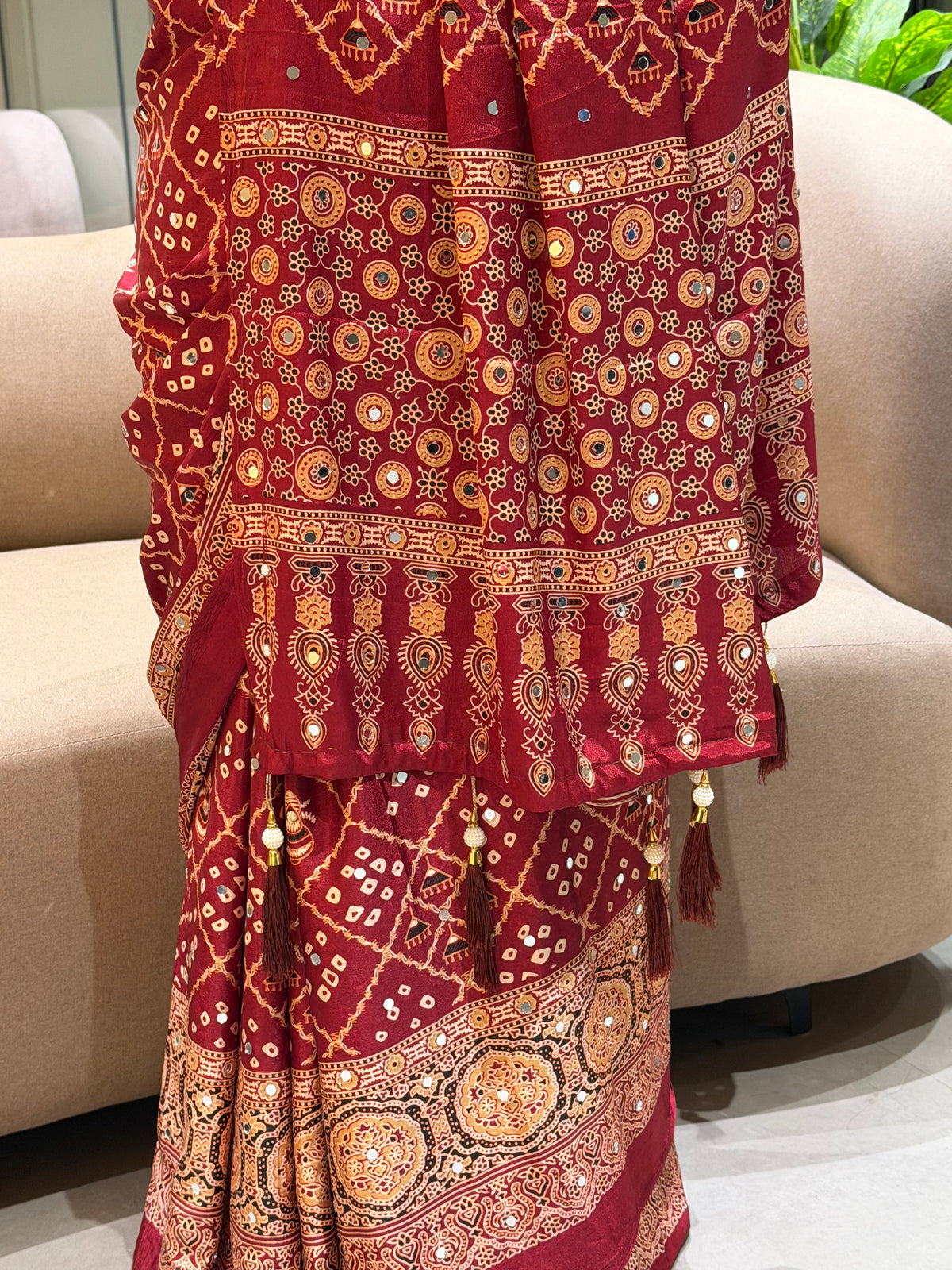 Glamorous Party Wear Silk Bandhani Print Mirror Work Rich Pallu Fancy Saree With Blouse Piece