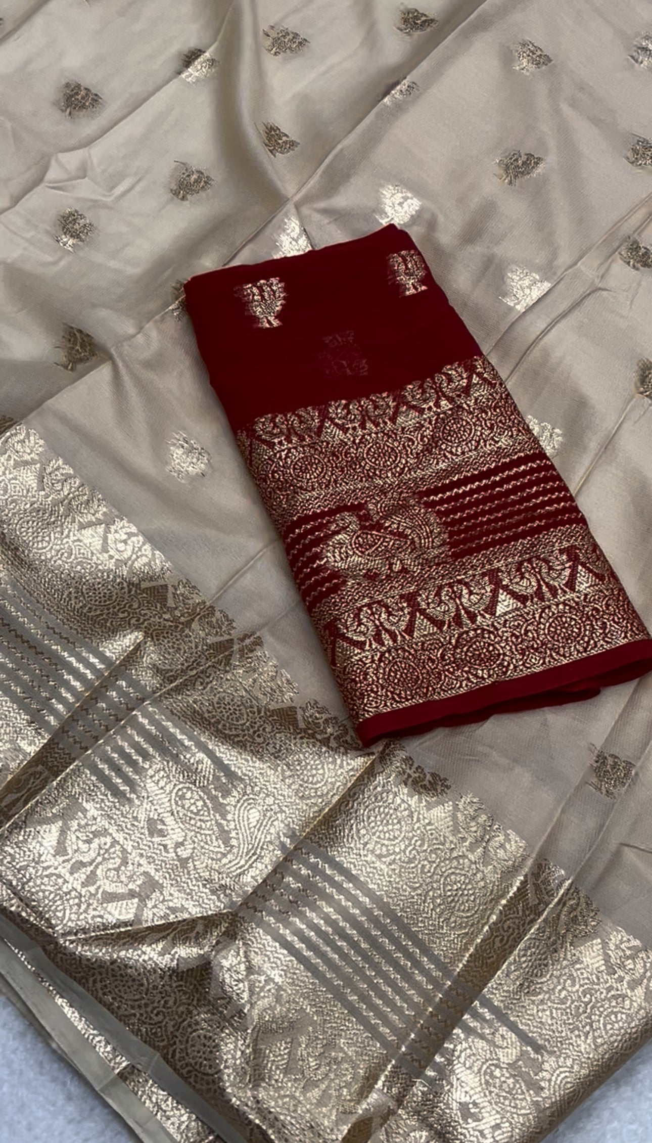 New Festive Wear Beige Color Viscose Georgette Jacquard Zari Work Fancy Designer Saree