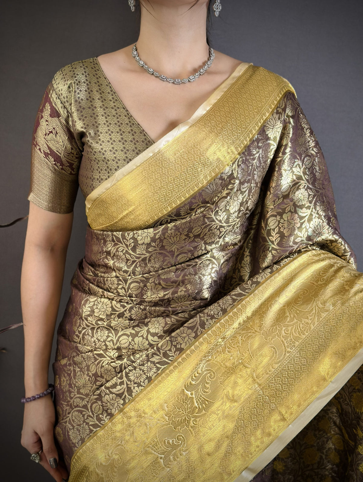 Charismatic Wedding Wear Kanjivaram Silk Rich Pallu Jacquard Border Designer Saree With Contrast Blouse Piece