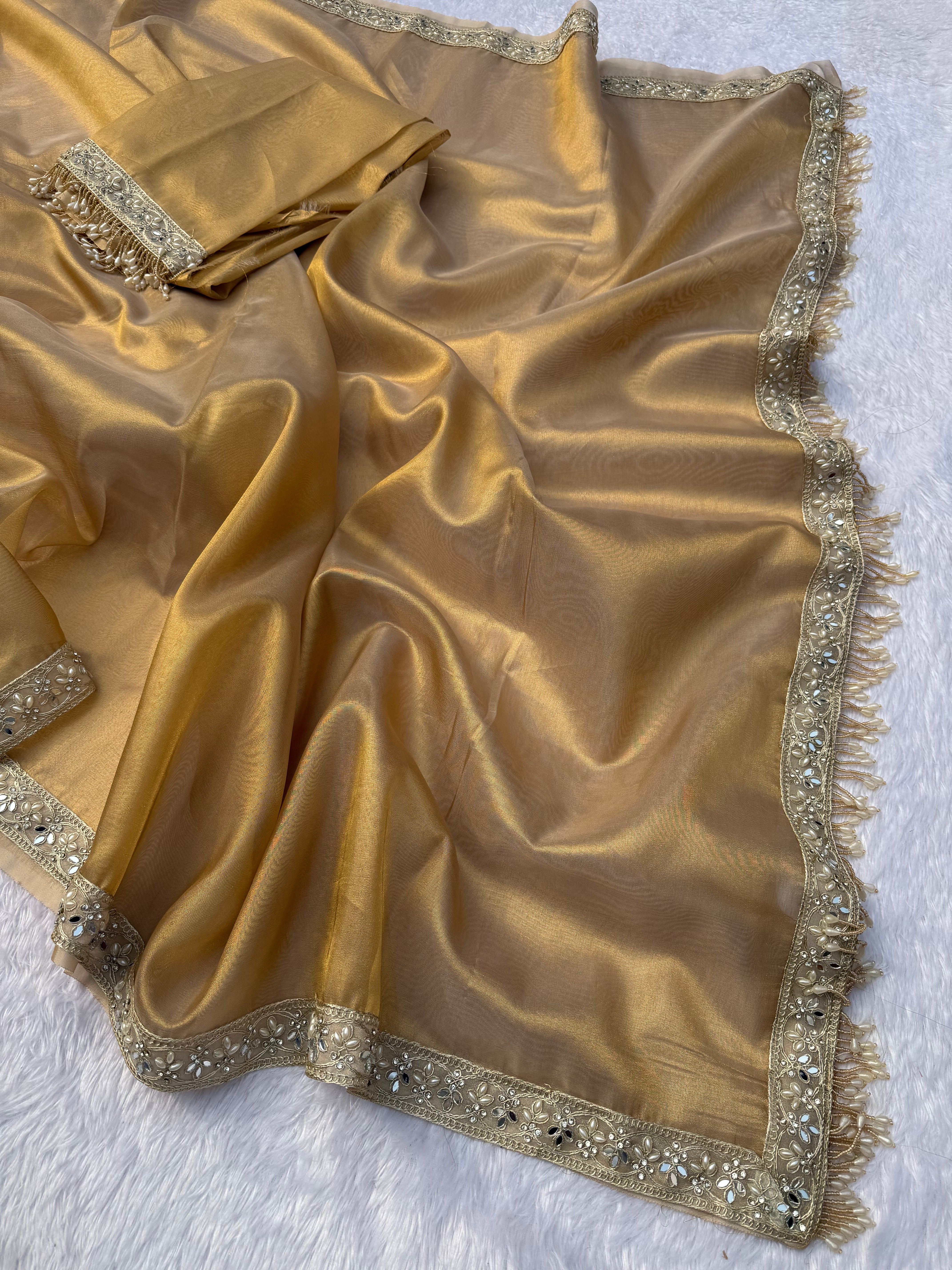 Redolent Wedding Wear Banarasi Tissue Silk Jacquard Zari Weaving Work Designer Saree With Matching Blouse