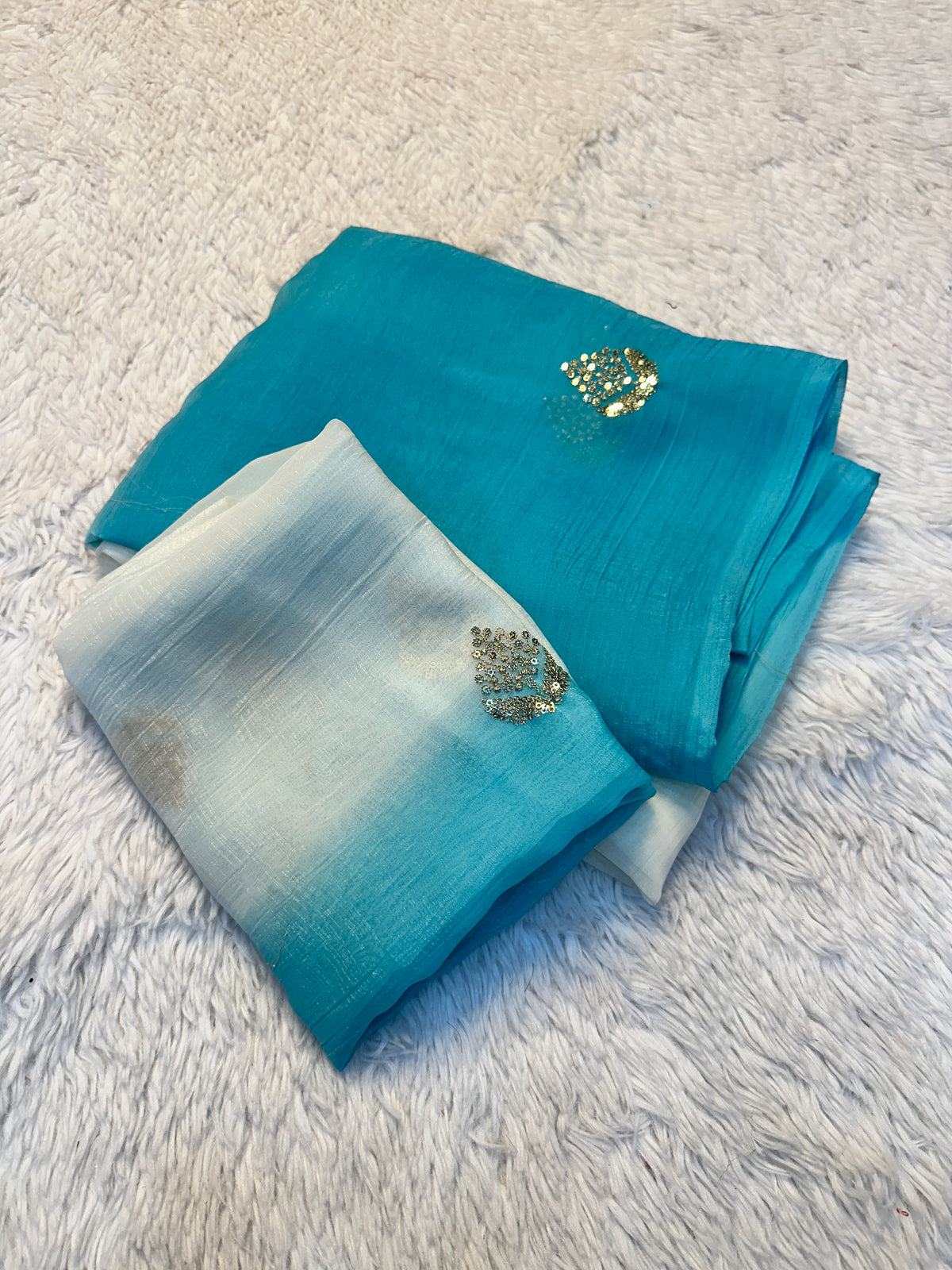 Scrupulous Function  Wear Silk Flower Handwork Butti Design Saree With Blouse Piece