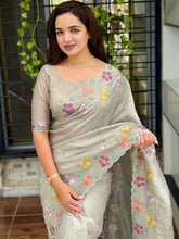 Load image into Gallery viewer, Sumptuous Sufi Silk Crush Thread n Sequence Beads Work Fancy Designer Saree With Exquisite Blouse Piece
