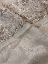 Load image into Gallery viewer, Mellifluous Festival Wear Silk Designer Saree With Heavy Beads Work Blouse Piece
