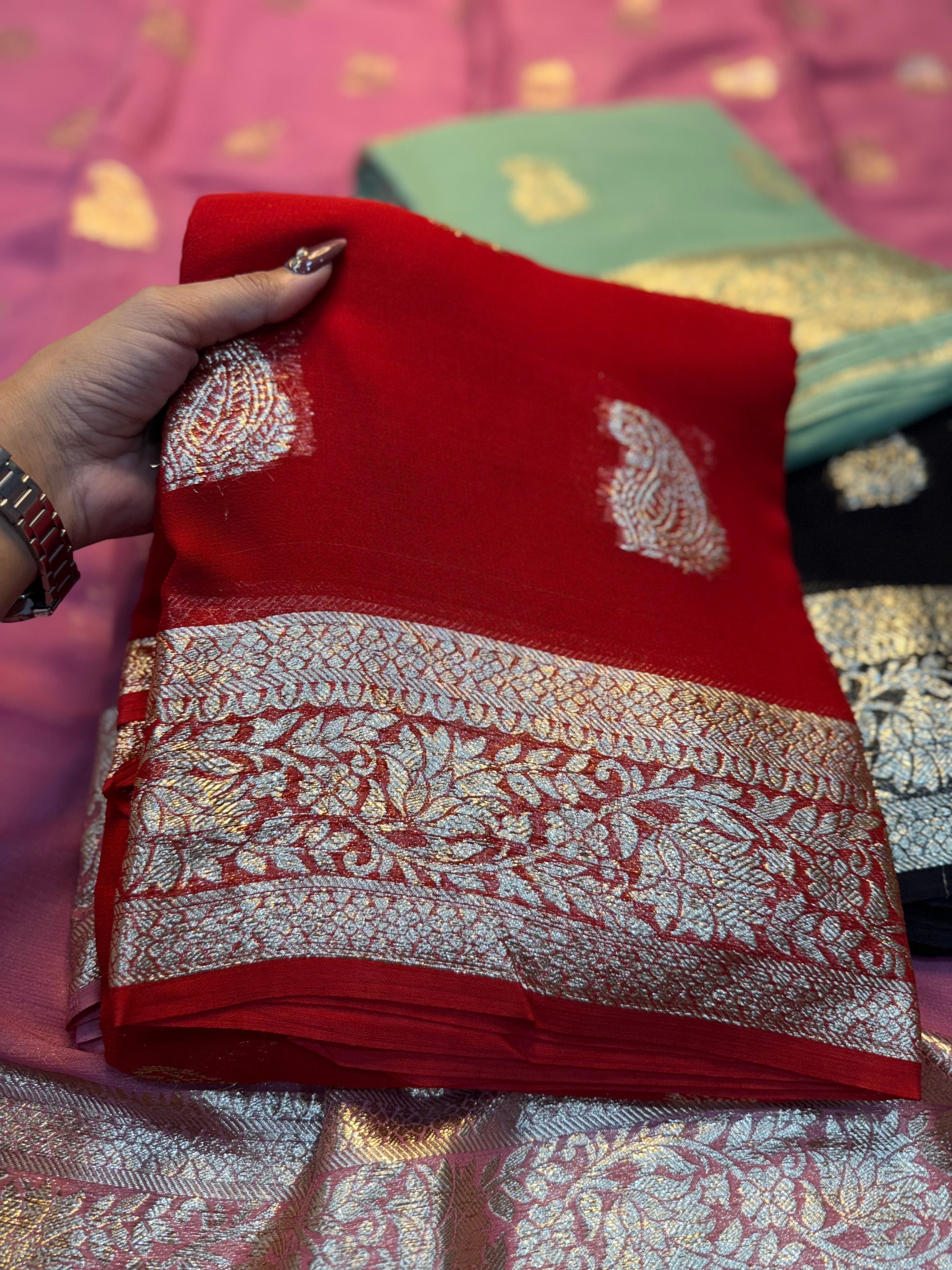 Desiring Viscose Georgette Jacquard Zari Work Saree With Staggering Blouse Piece