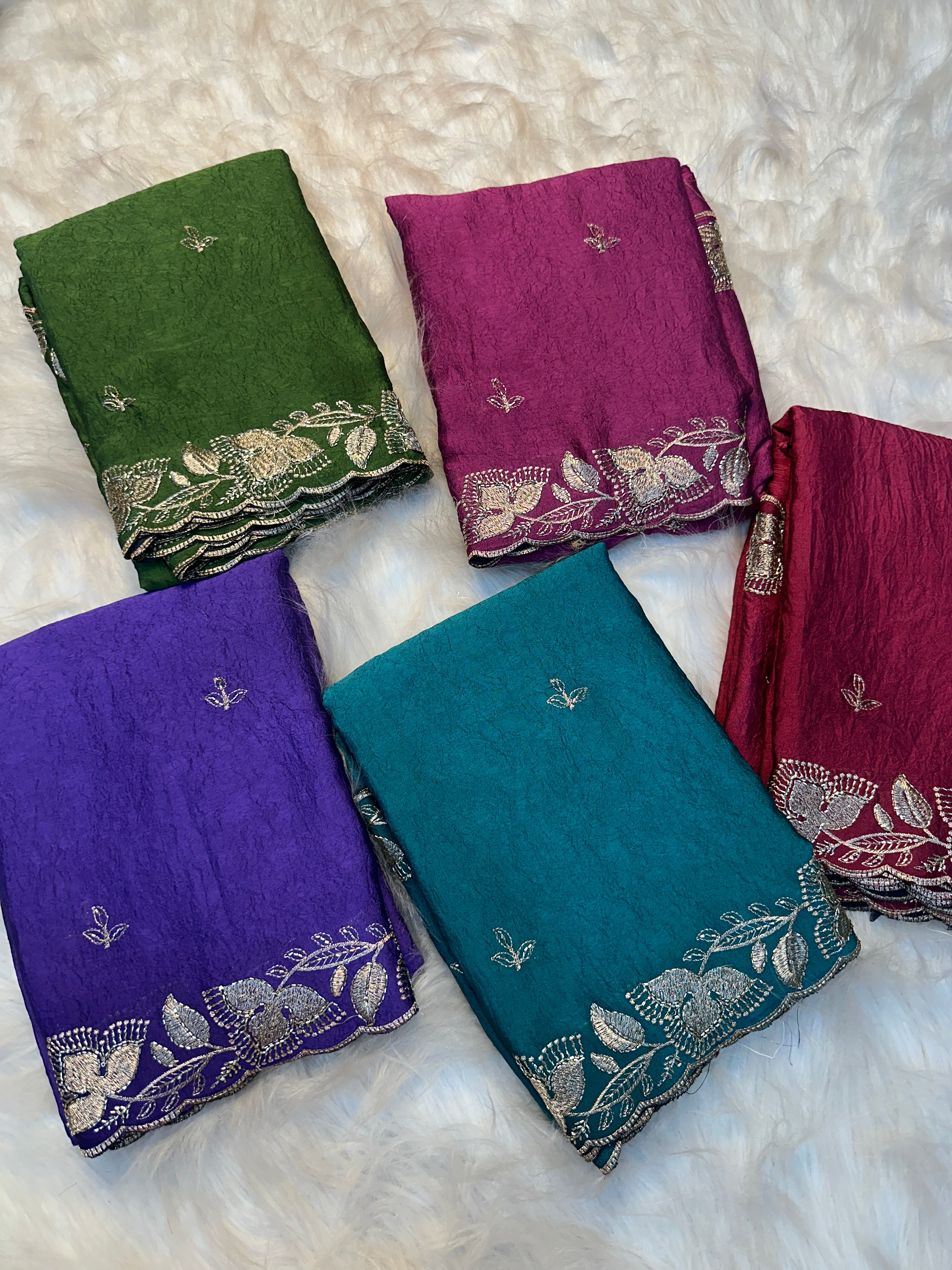 Delightful Festive Wear Soft Rangoli Crush Silk Embriodery n Sequence Work Fancy Saree With Blouse Piece
