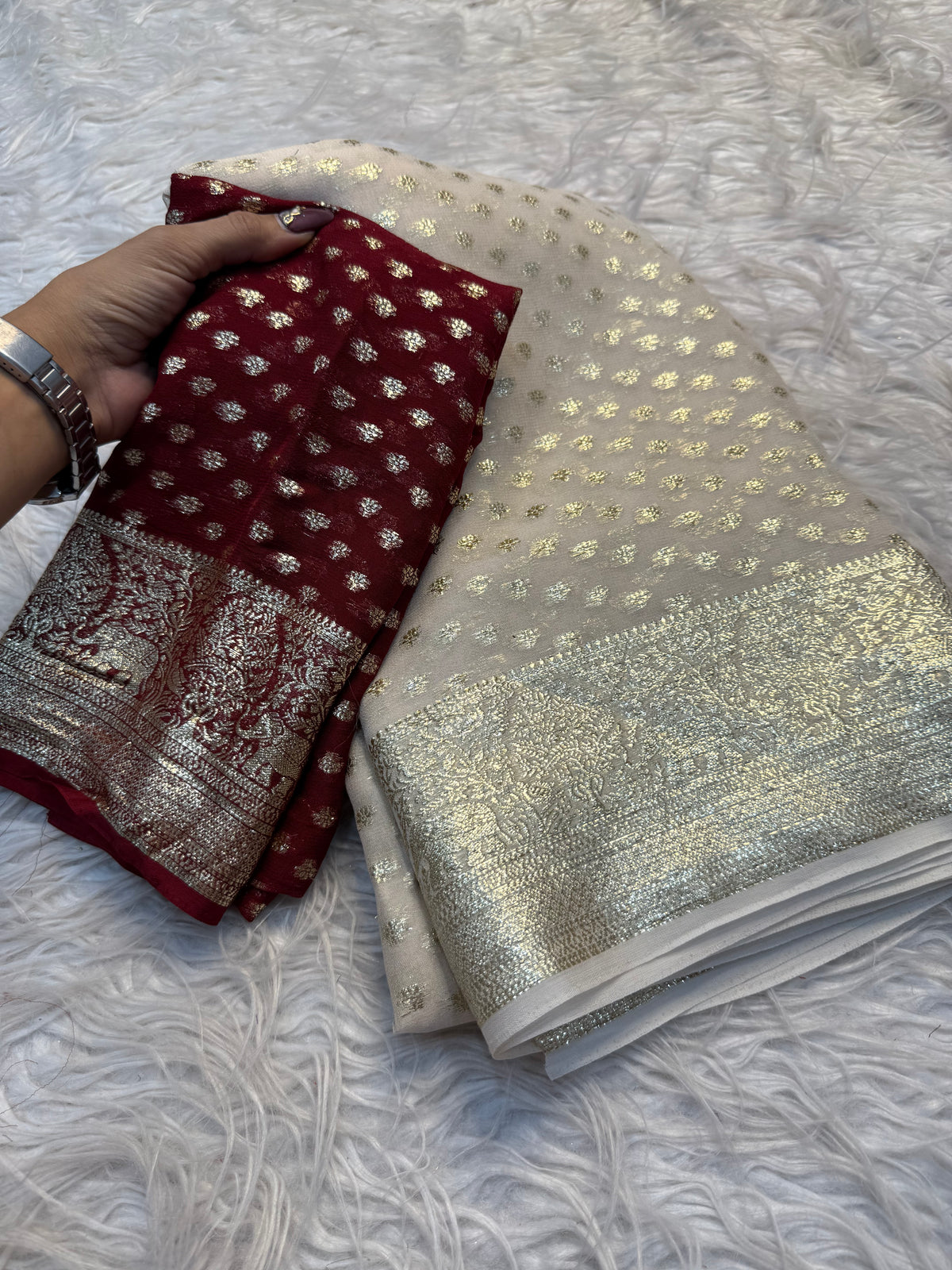 Symmetrical Wedding Wear Viscose Georgette Jacquard Zari Work Fancy Designer Saree