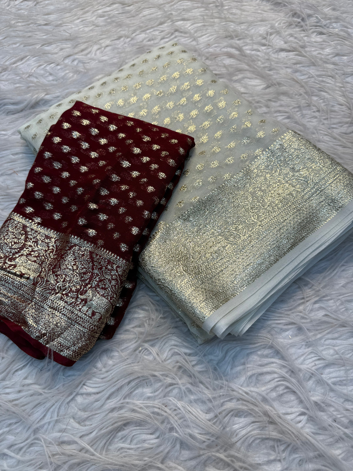 Symmetrical Wedding Wear Viscose Georgette Jacquard Zari Work Fancy Designer Saree