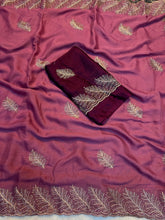 Load image into Gallery viewer, Fantabulous Festive Wear Georgette Sequence Work Fancy Saree With Contrast Blouse Piece
