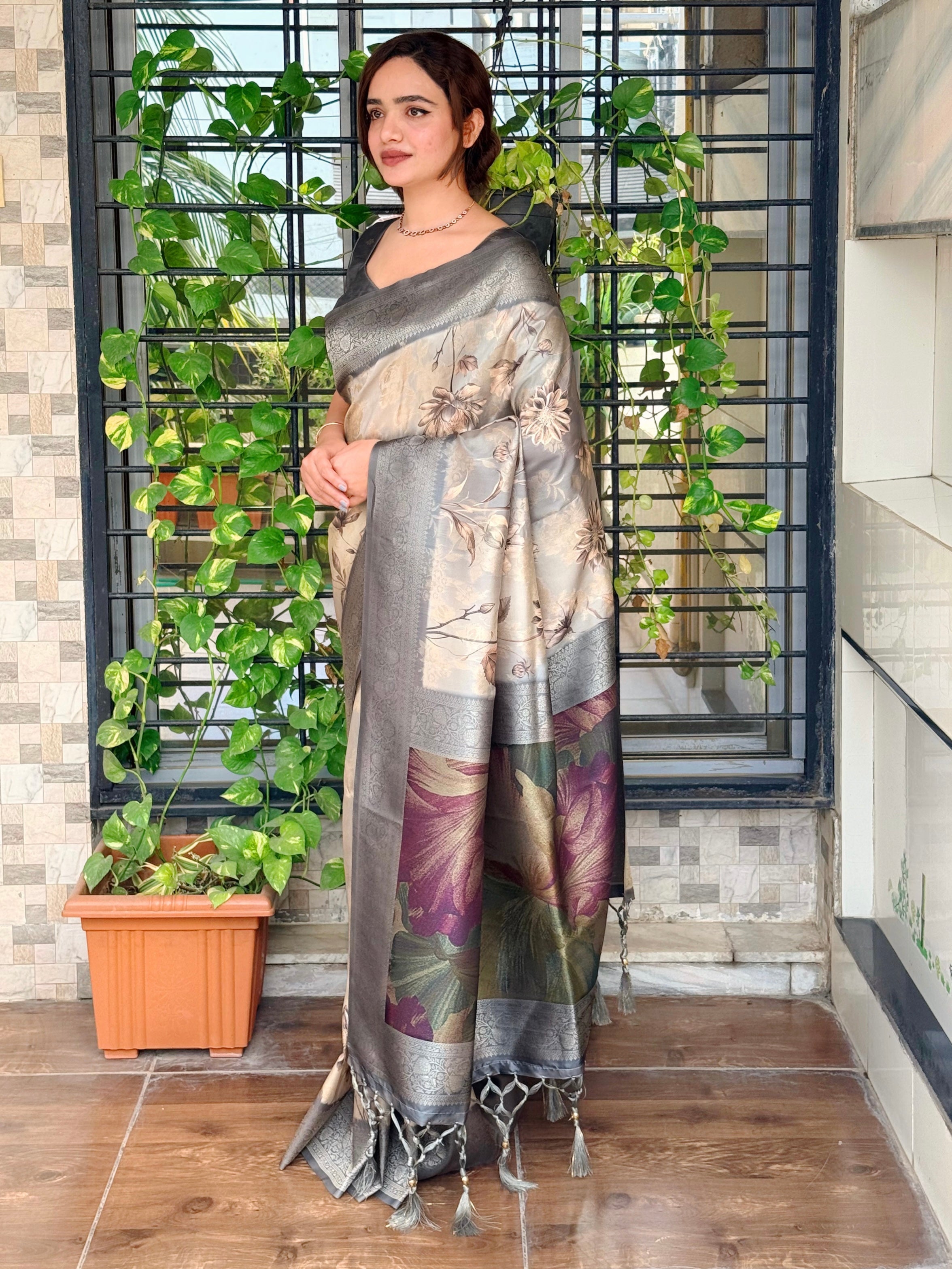 Glamorous Festive Wear Banarasi Satin Silk Jacquard Zari Border Fancy Designer Saree With Blouse Piece