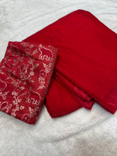 Load image into Gallery viewer, Sempiternal Red Soft Silk Fancy Designer Partywear Saree With Comely Jacquard Weaving Blouse Piece
