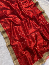 Load image into Gallery viewer, Alverina Function Wear Banarasi Tissue Silk Jaquard Zari Butti n Heavy lace Work Fancy Designer Saree For Women
