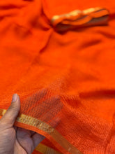 Load image into Gallery viewer, Contemporary Function Wear Viscose Georgette Zari Border Saree With Blouse Piece
