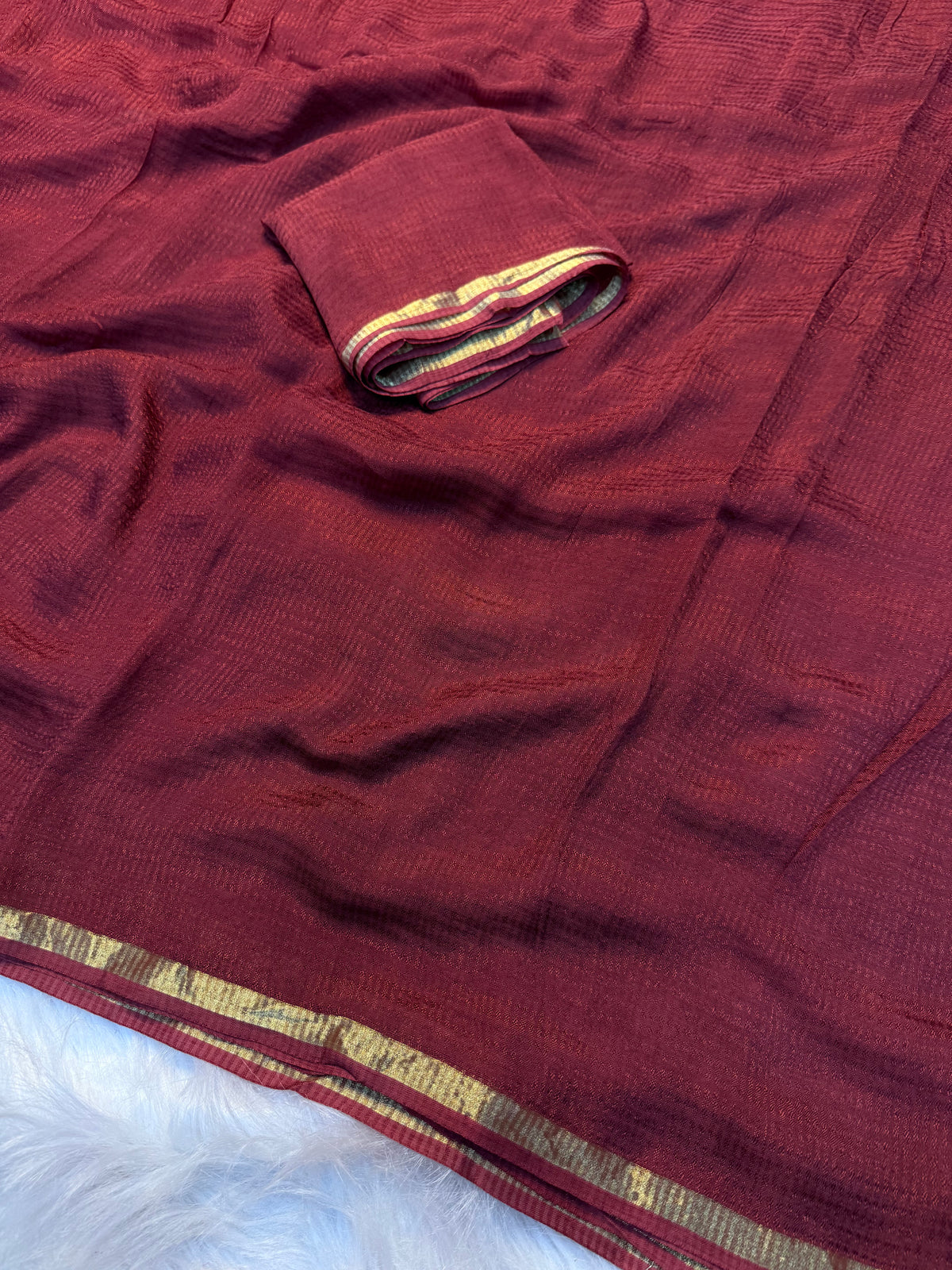 Contemporary Function Wear Viscose Georgette Zari Border Saree With Blouse Piece