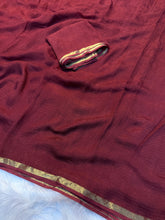 Load image into Gallery viewer, Contemporary Function Wear Viscose Georgette Zari Border Saree With Blouse Piece
