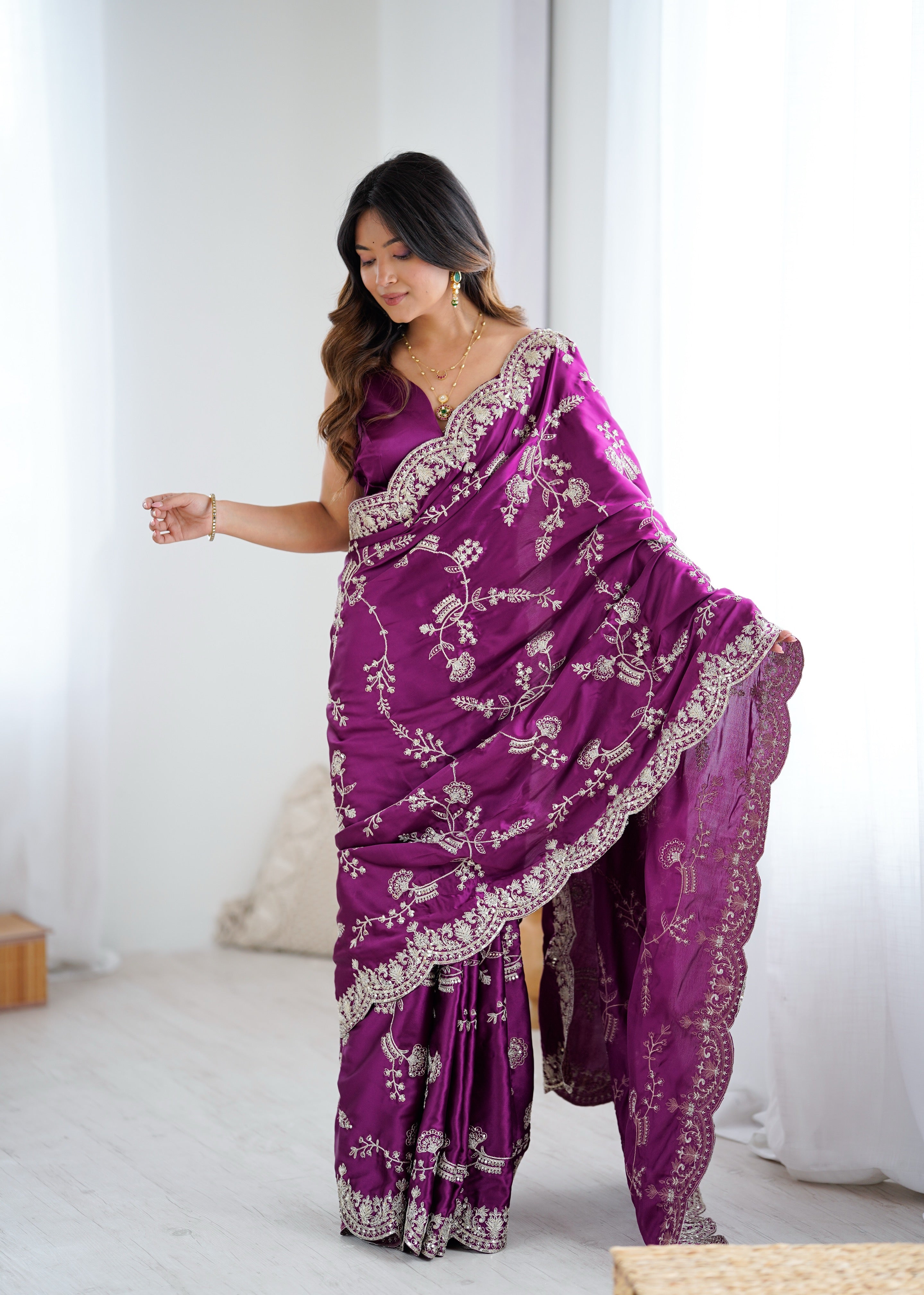 Graceful Festive Wear Silk Thread n Sequence Work Fancy Designer Saree With Blissful Unstitched Blouse