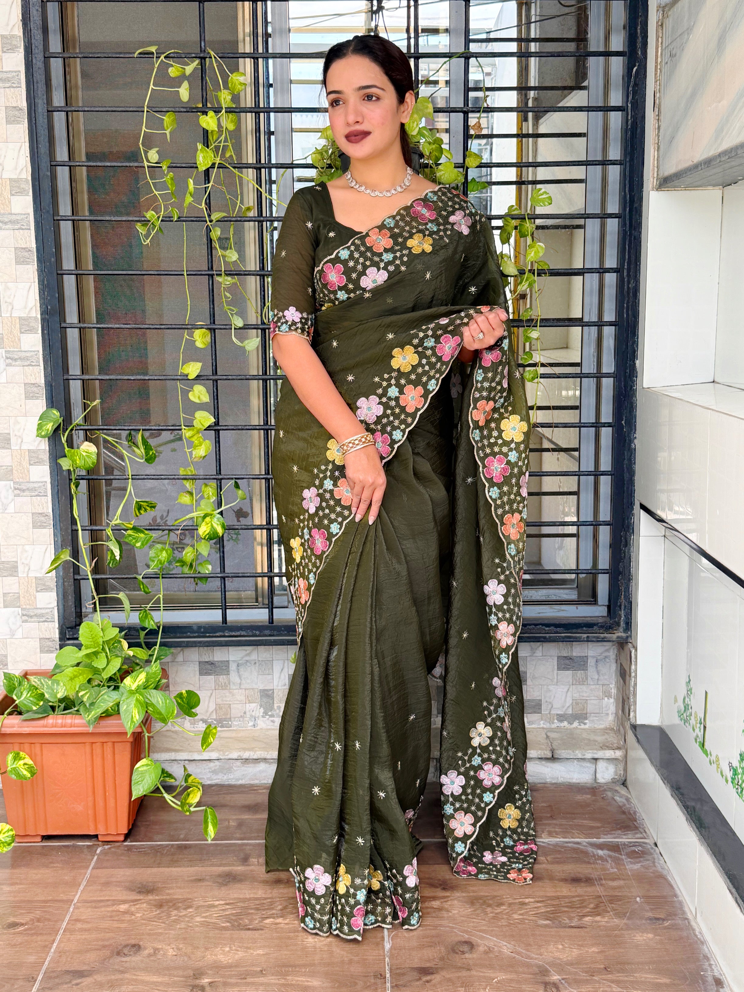 Sumptuous Sufi Silk Crush Thread n Sequence Beads Work Fancy Designer Saree With Exquisite Blouse Piece