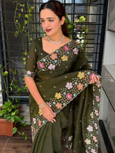 Load image into Gallery viewer, Sumptuous Sufi Silk Crush Thread n Sequence Beads Work Fancy Designer Saree With Exquisite Blouse Piece
