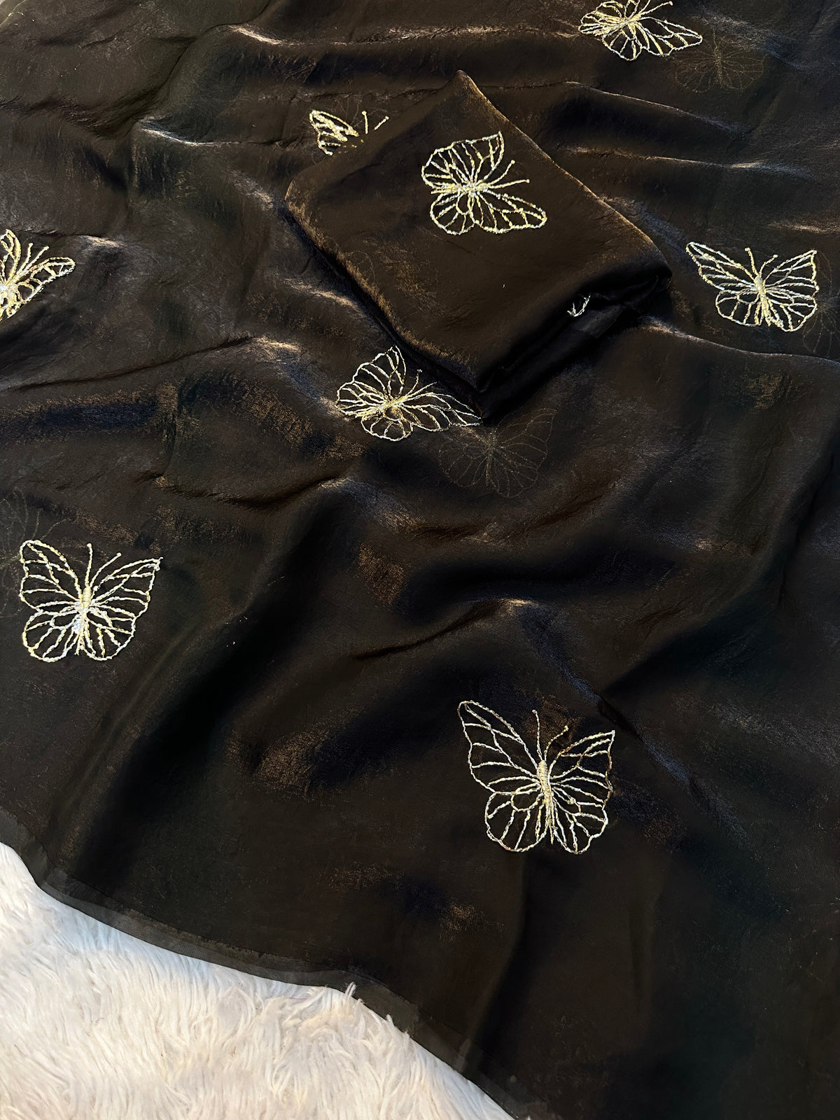 Marvellous Party Wear Silk Beads Work Fancy Designer Saree With Blissful Blouse Piece