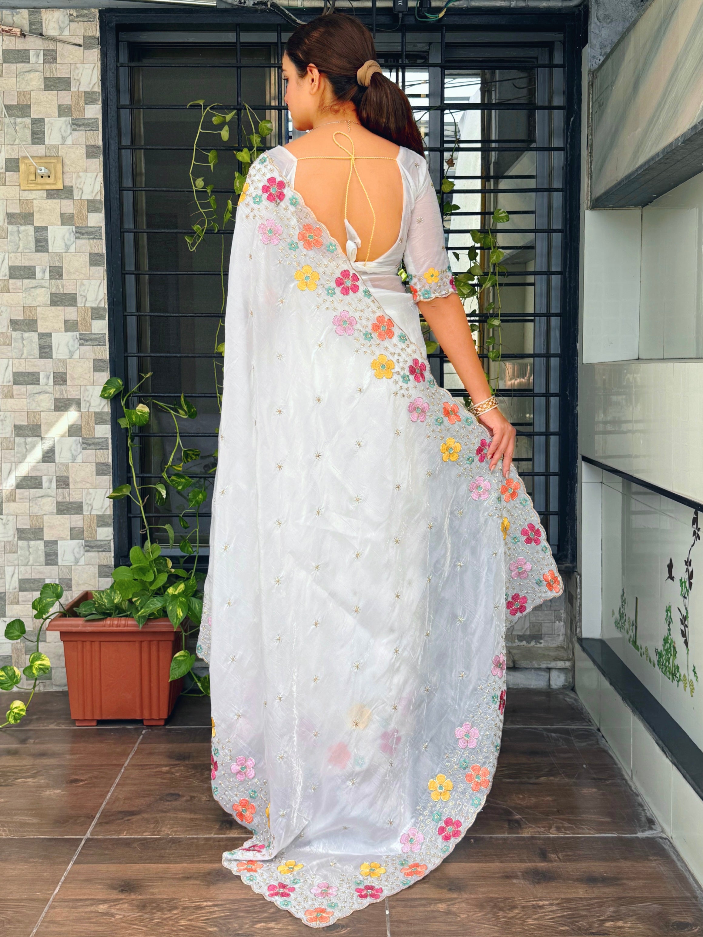 Sumptuous Sufi Silk Crush Thread n Sequence Beads Work Fancy Designer Saree With Exquisite Blouse Piece