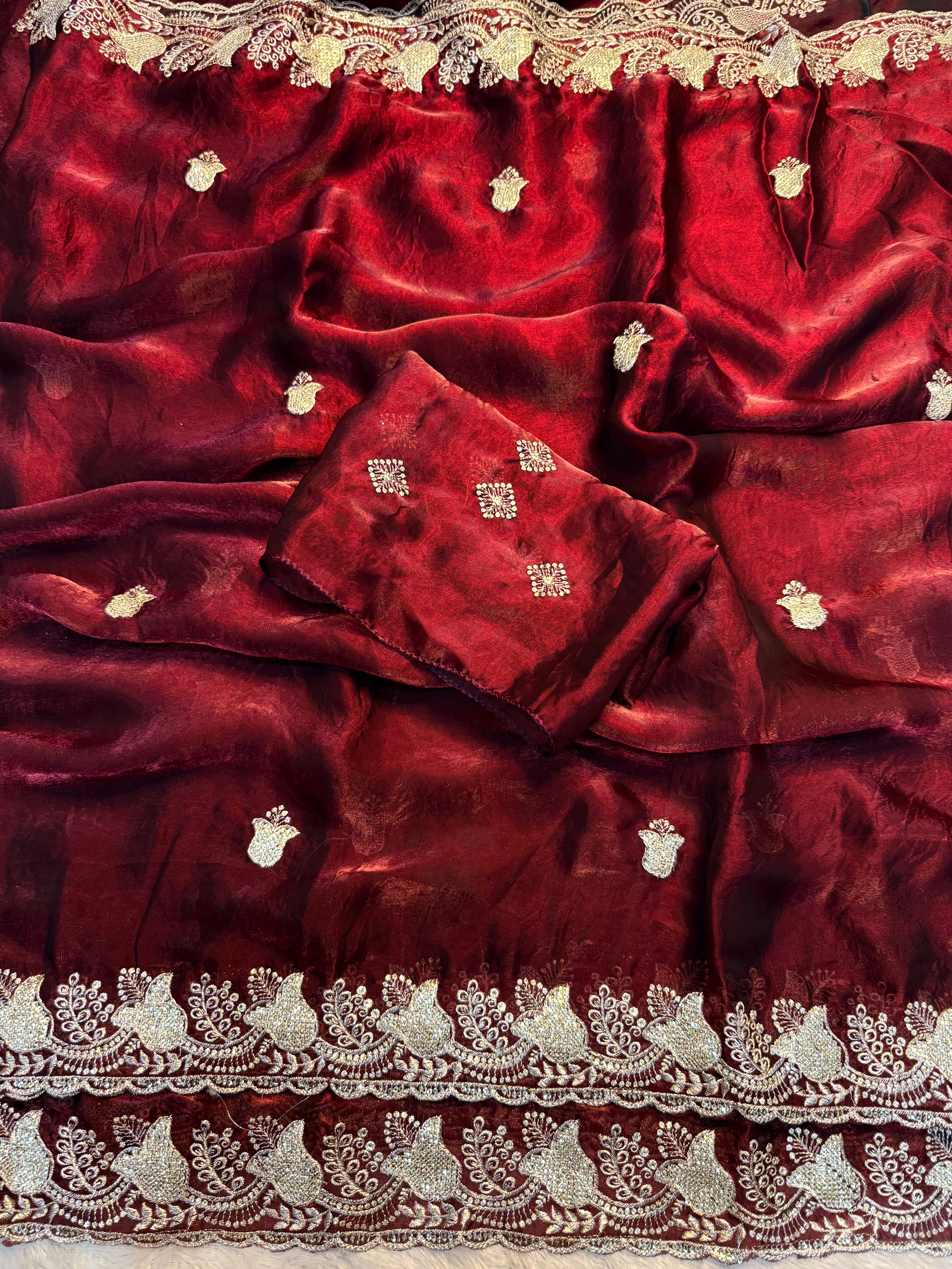 Delightful Festive Wear Silk Multi Thread n Sequence Embroidery Work Fancy Designer Saree With Blouse Piece