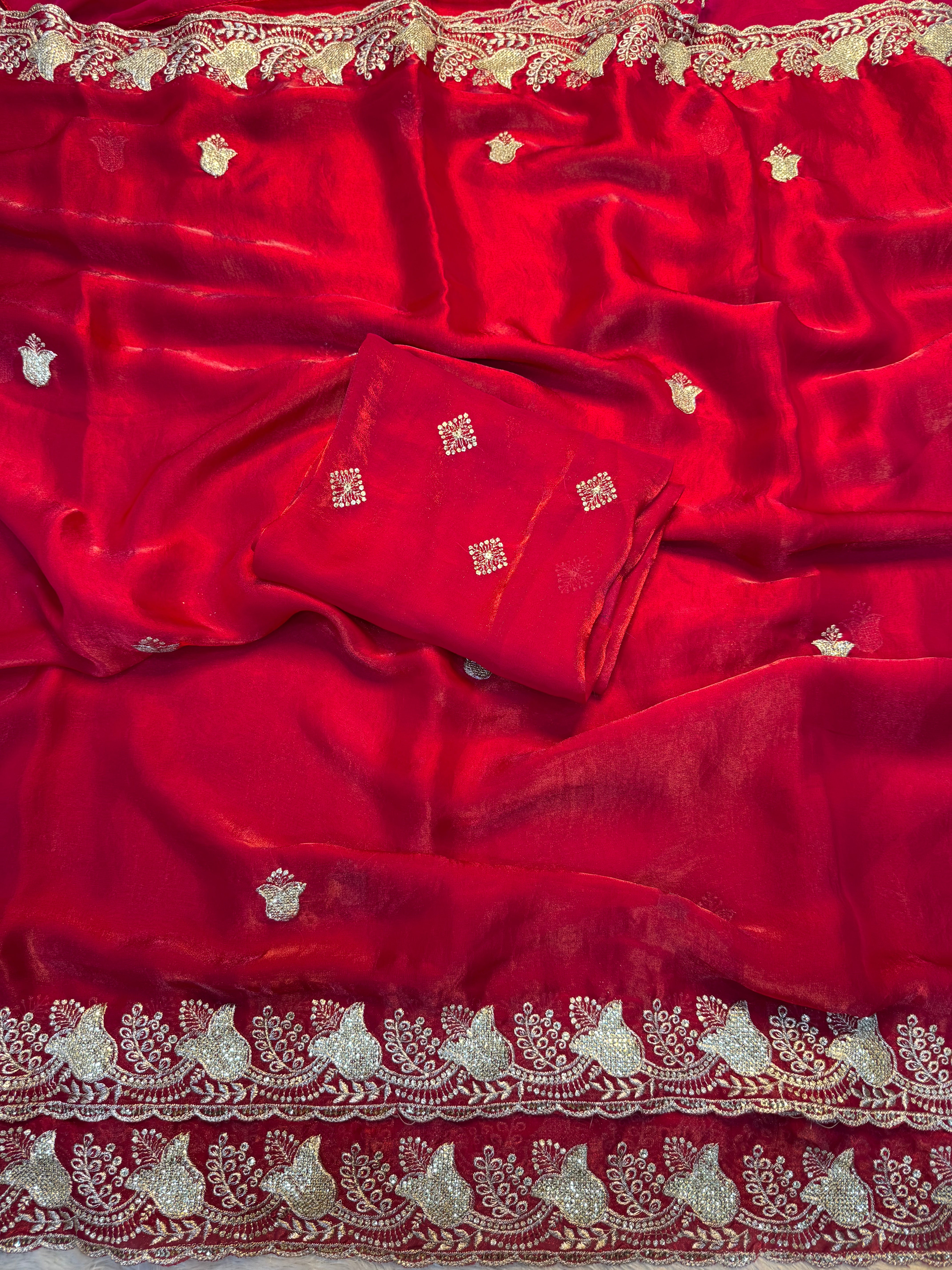 Delightful Festive Wear Silk Multi Thread n Sequence Embroidery Work Fancy Designer Saree With Blouse Piece