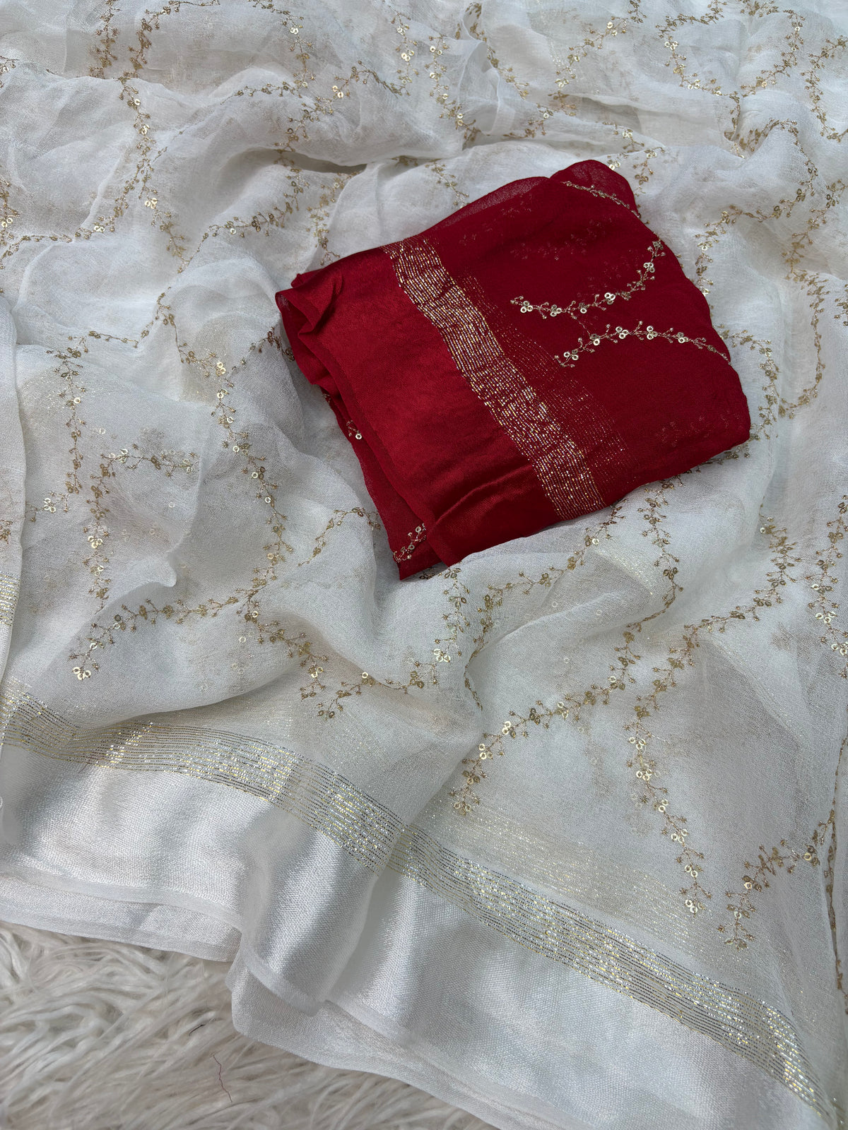 Charming Pure Viscose Georgette Fabric With Satin Border n Embroidered Work Saree With Blissful Blouse Piece